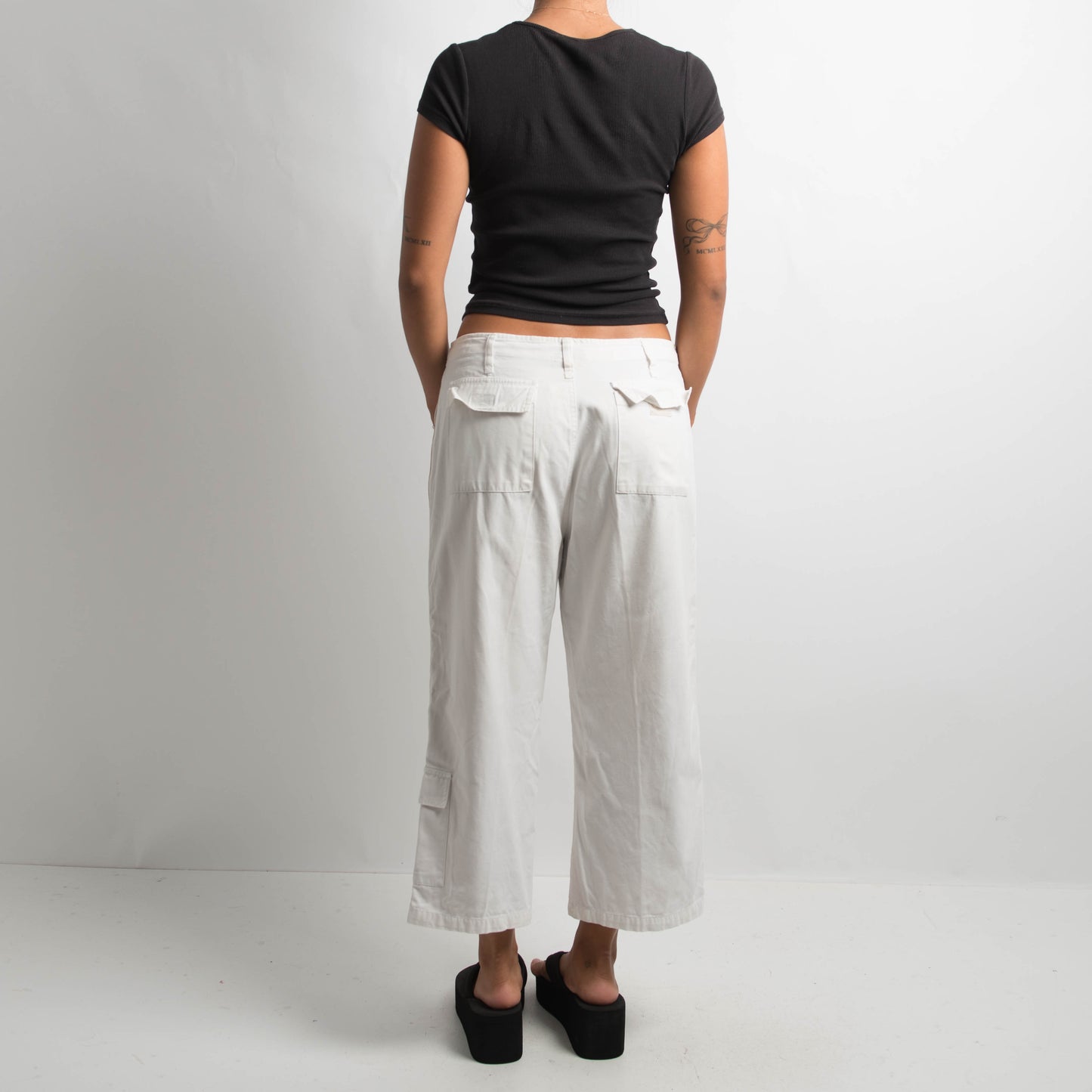 WHITE CROP CARGO PANTS