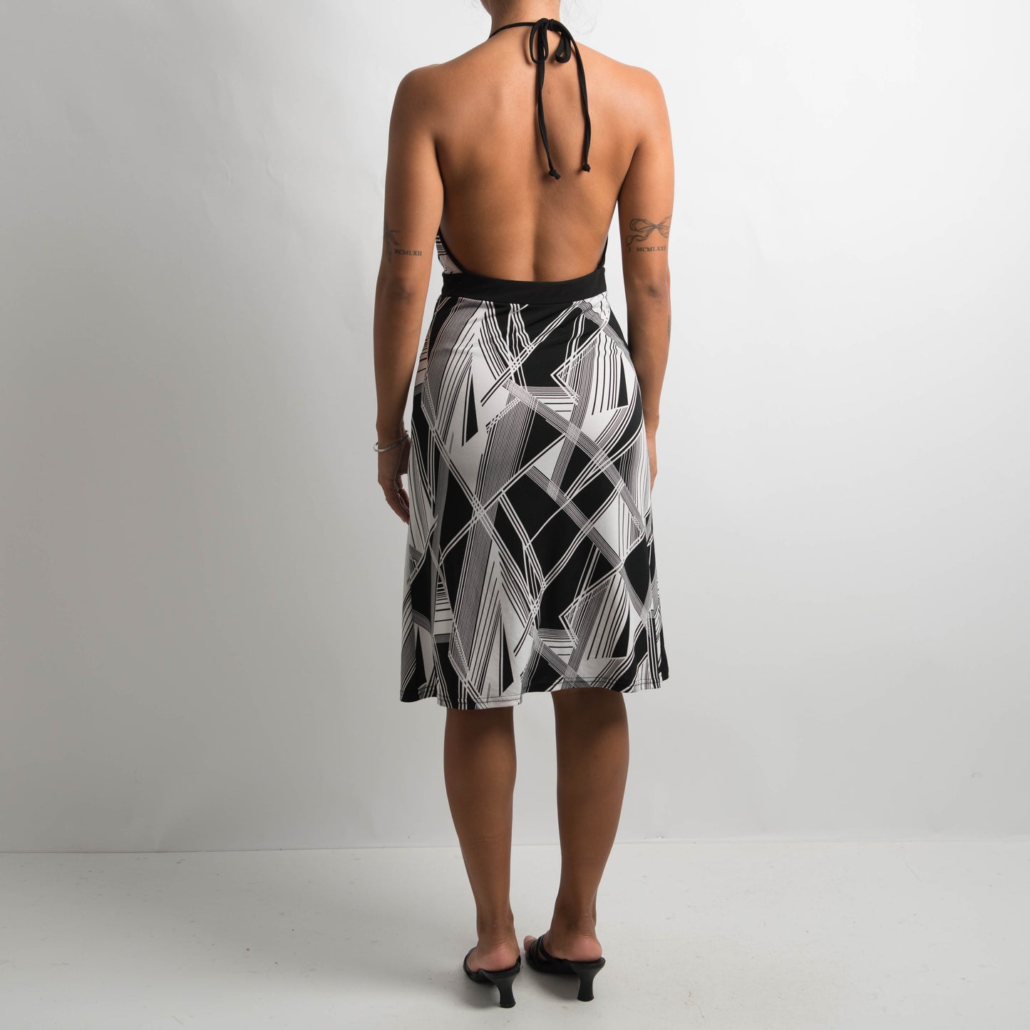 Y2K PATTERNED HALTER DRESS
