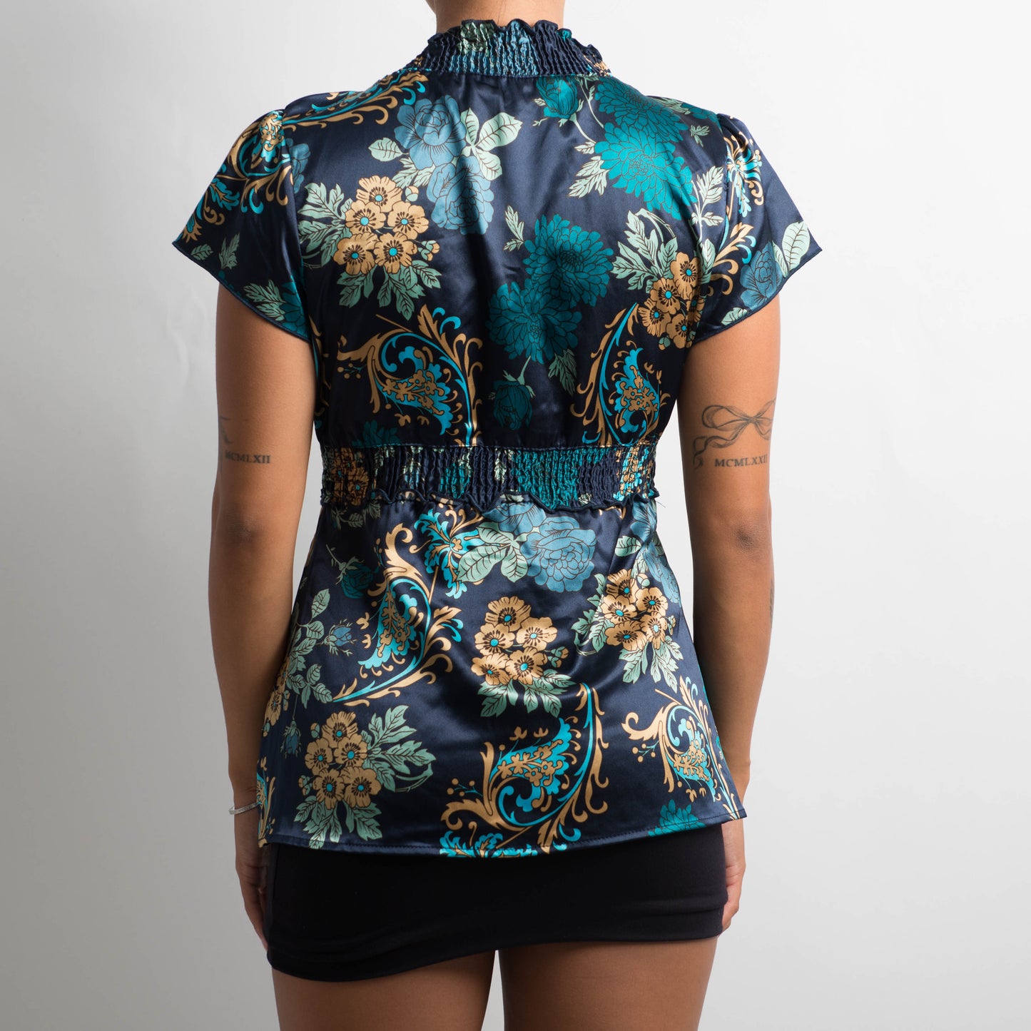PATTERNED SATIN TOP
