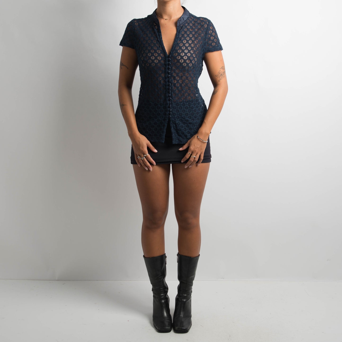 NAVY LACE BLOUSE