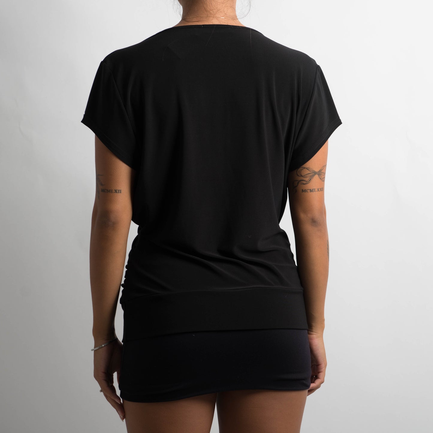 BLACK CROSS OVER FRONT TOP