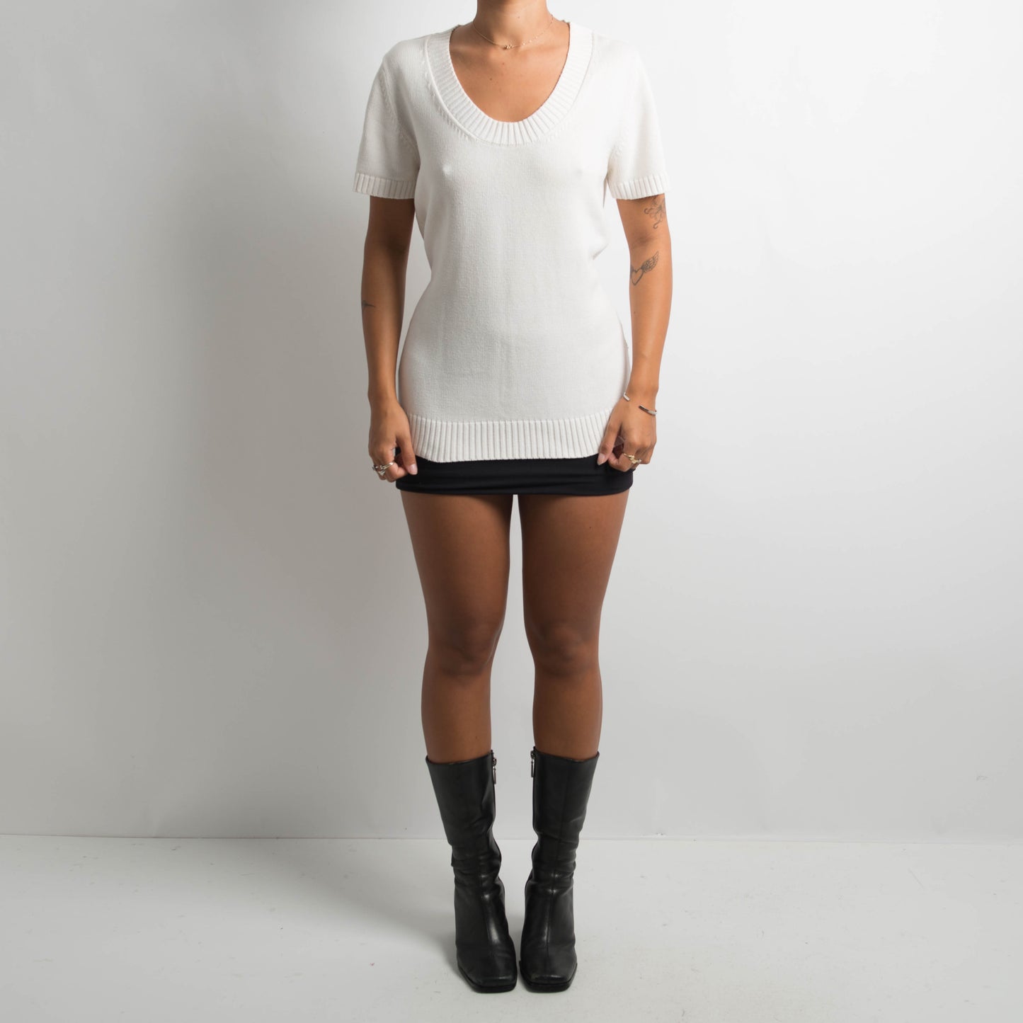 CREAM KNIT SHORT SLEEVE TOP