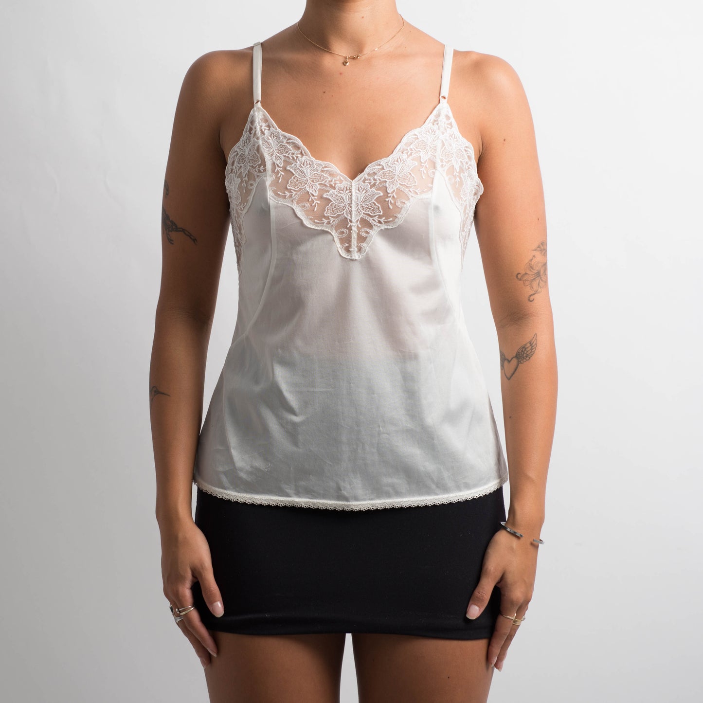 WHITE LACE TRIM CAMISOLE