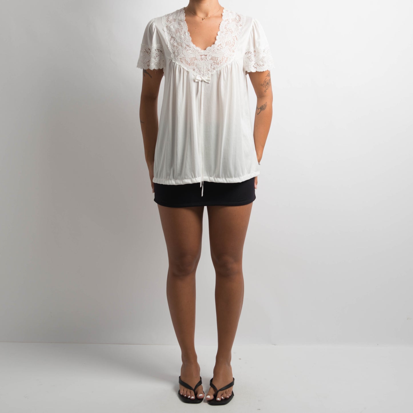 WHITE NYLON TOP