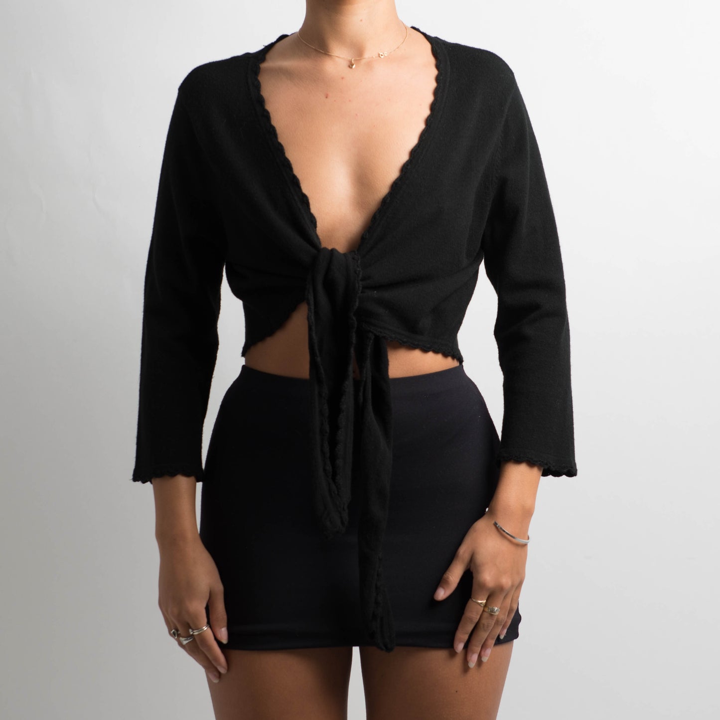 BLACK KNIT WRAP TOP