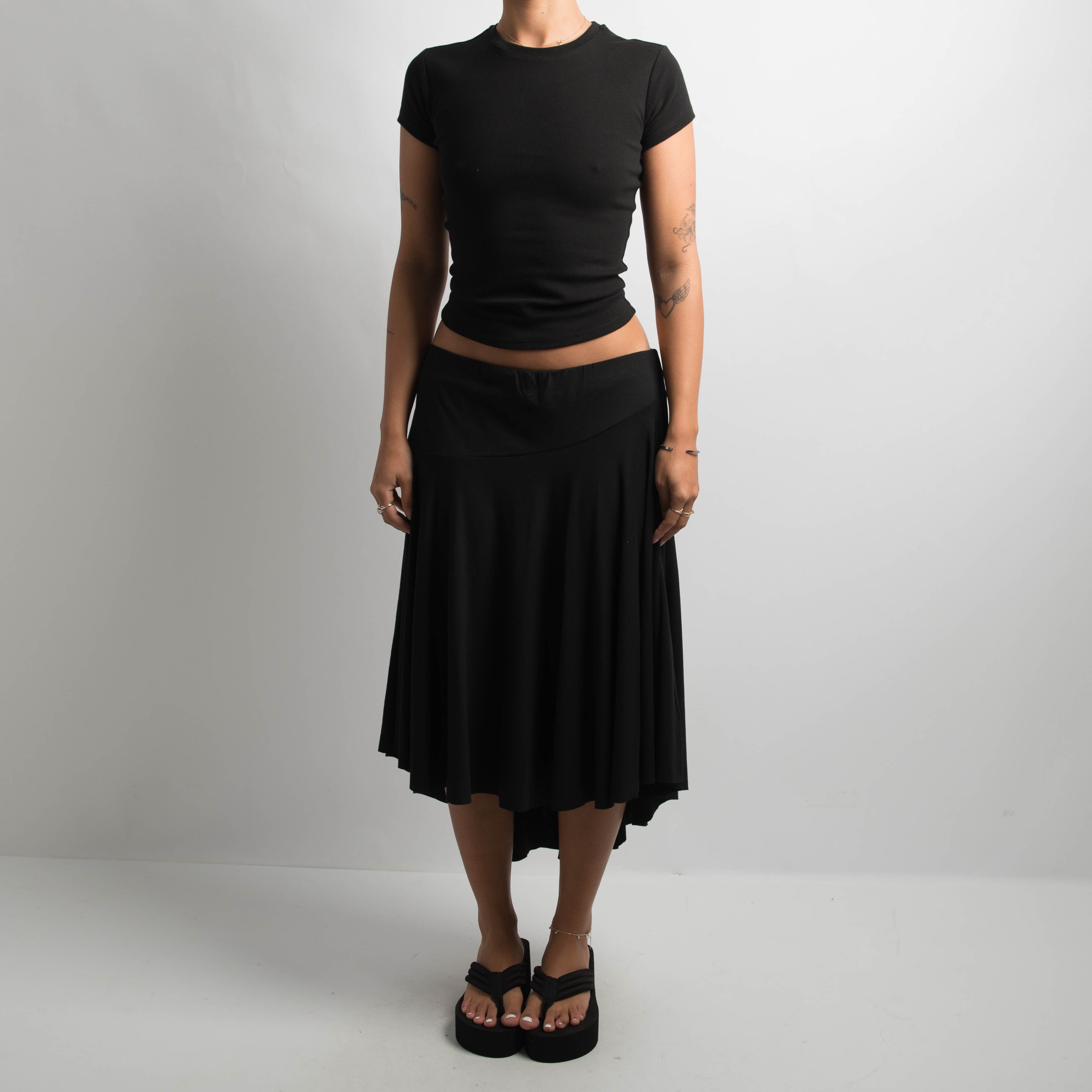 BLACK ASYMMETRIC SKIRT