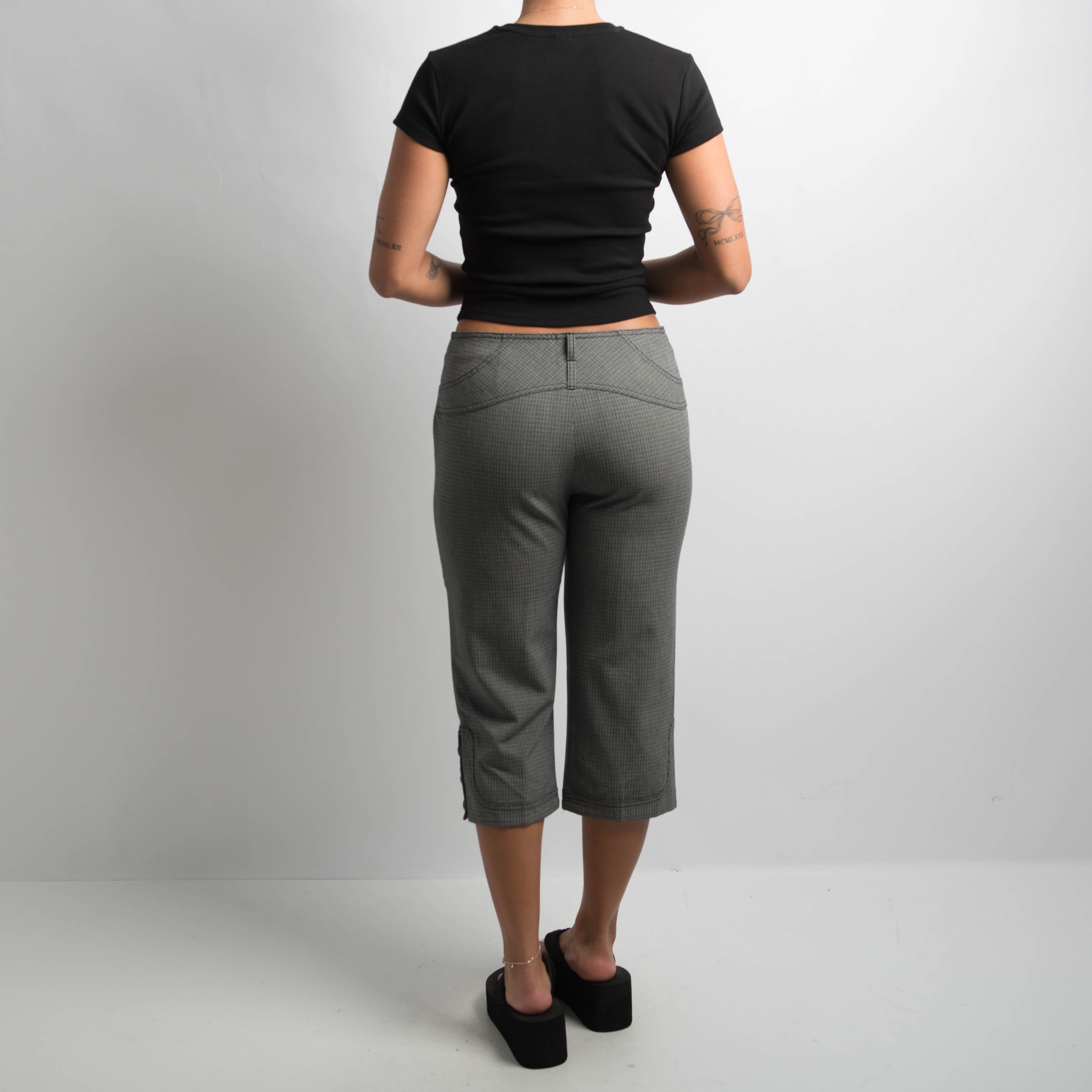 PATTERN CAPRI TROUSERS