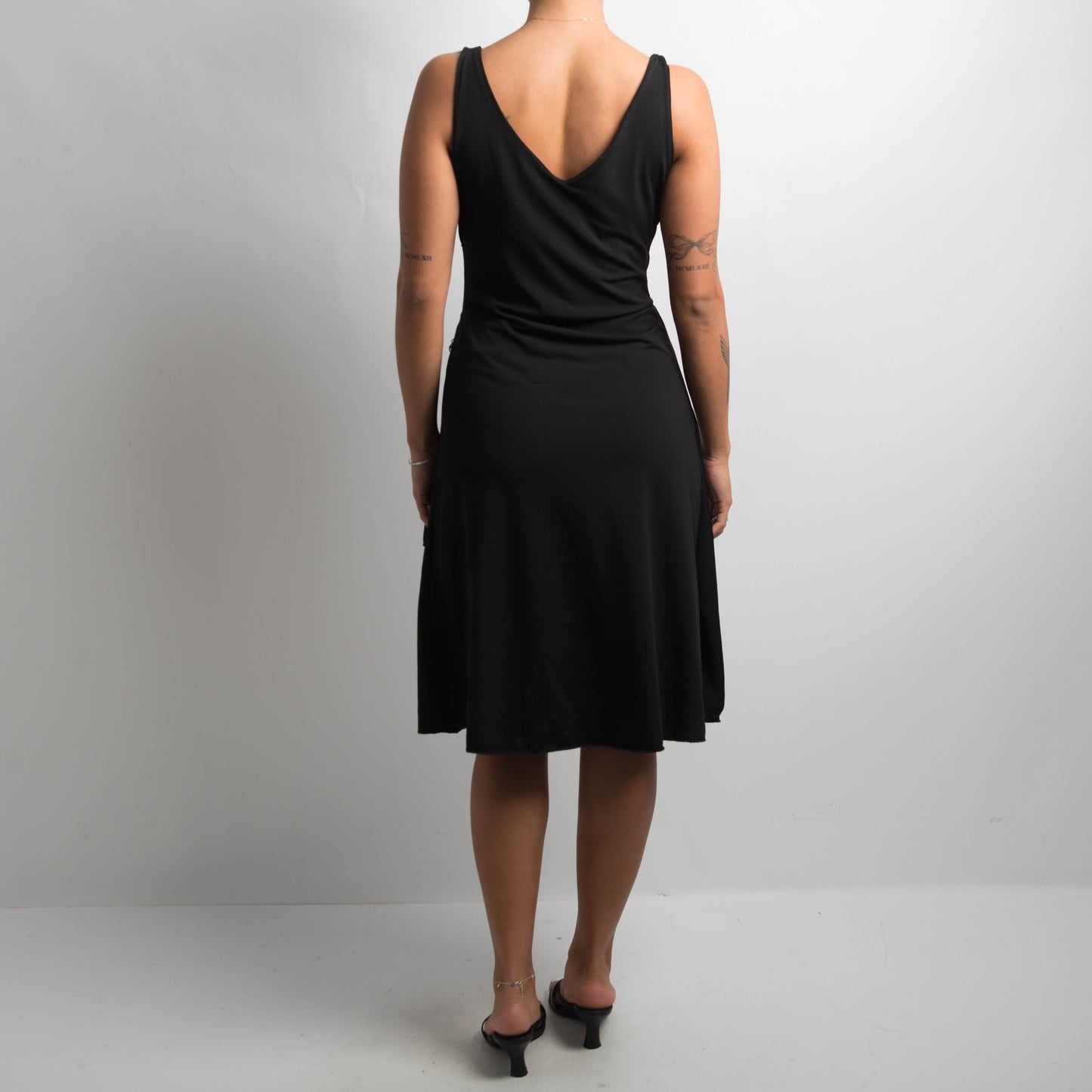 BLACK RUCHED MIDI DRESS