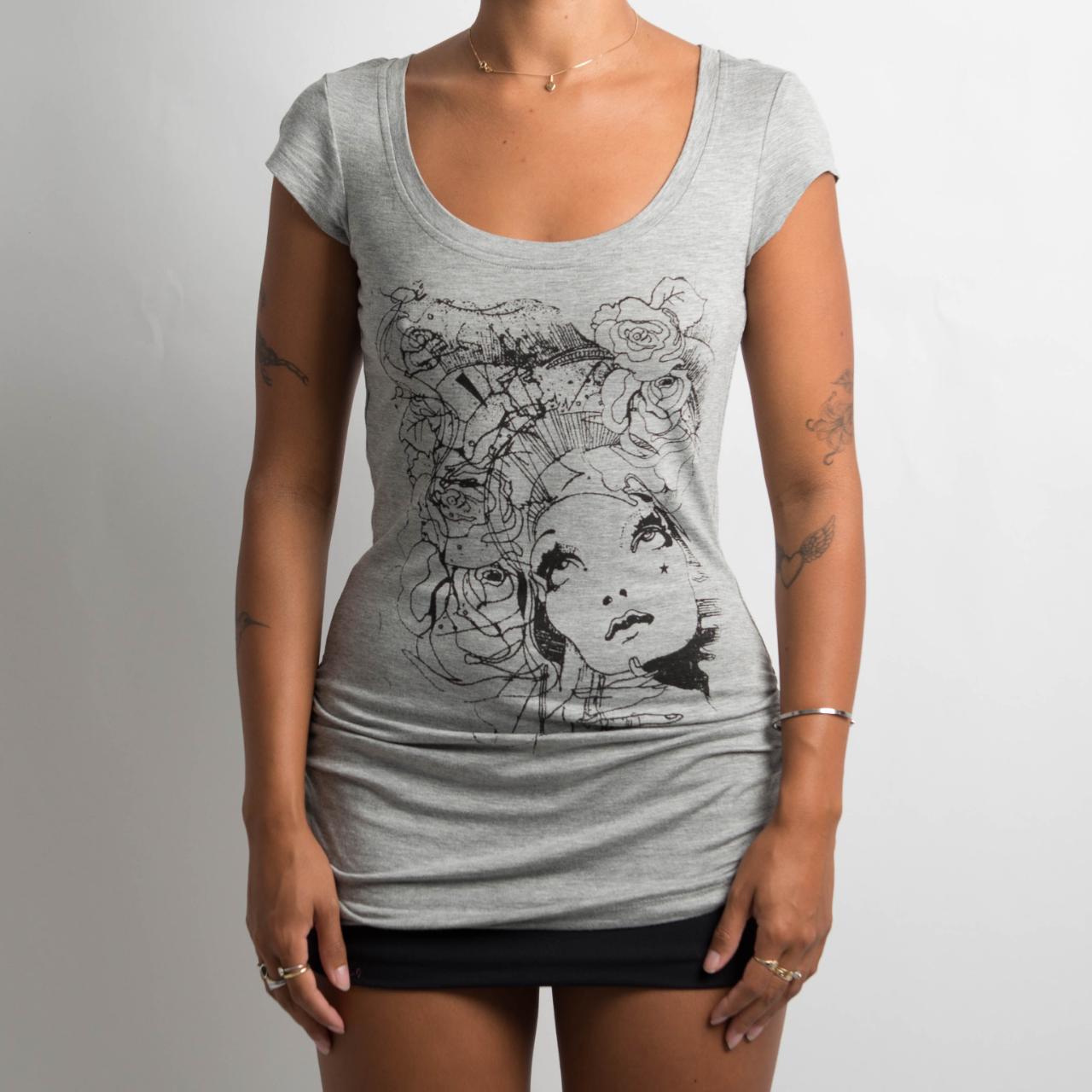 Y2K GREY GRAPHIC TOP