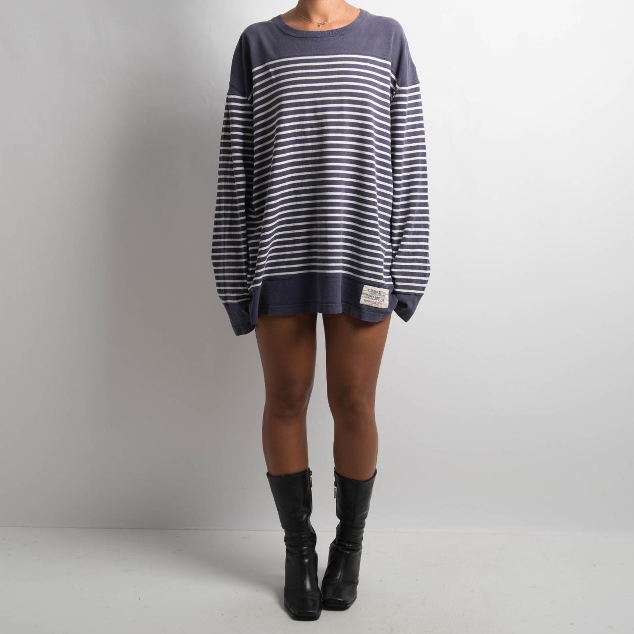 NAVY STRIPED LONG SLEEVE TOP