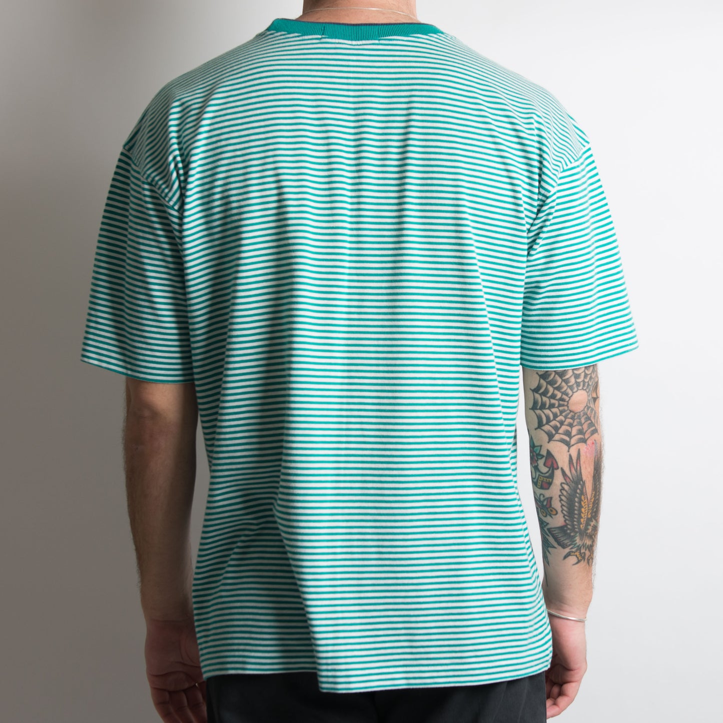 T-SHIRT À RAYURES BRILLANTES