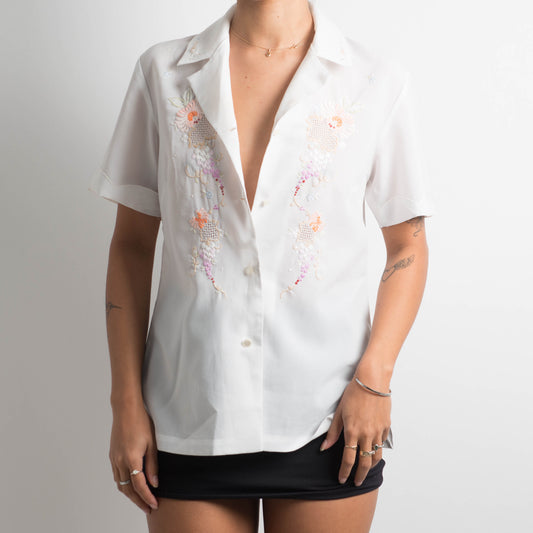 WHITE EMBROIDERED BLOUSE