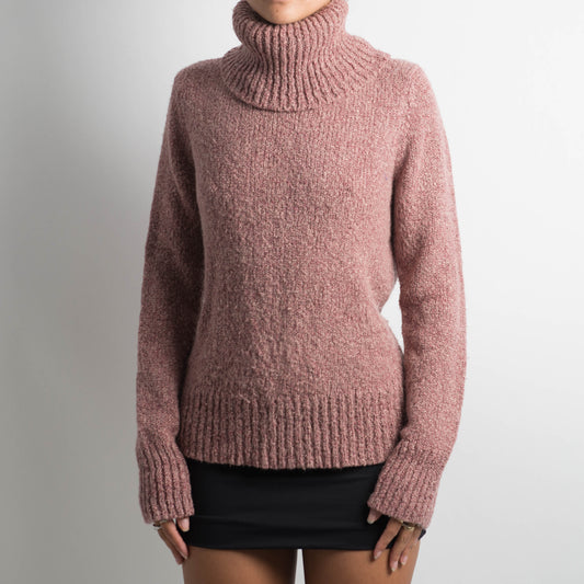 PINK MARLE TURTLENECK KNIT