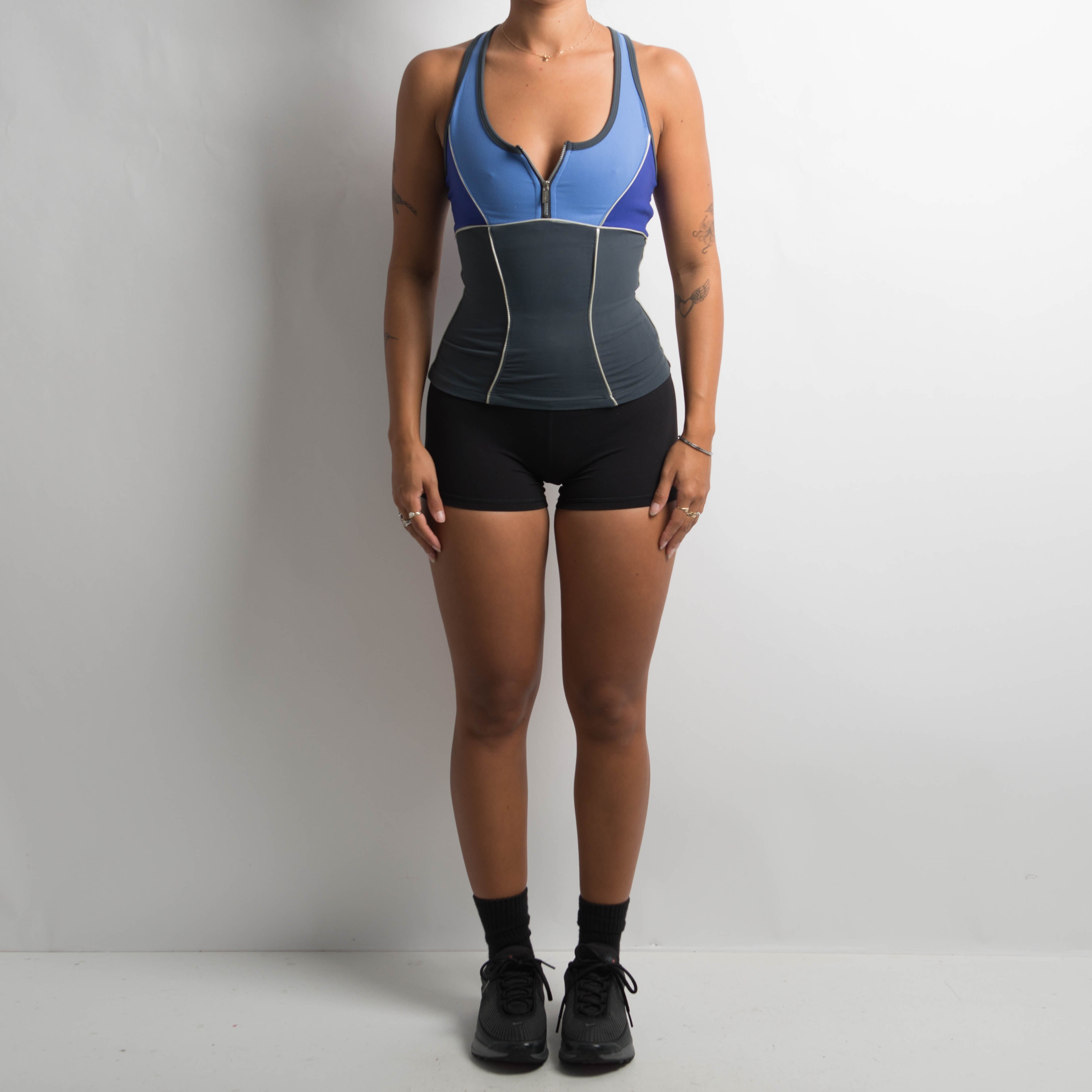 ACTIVEWEAR TOP + JACKET SET