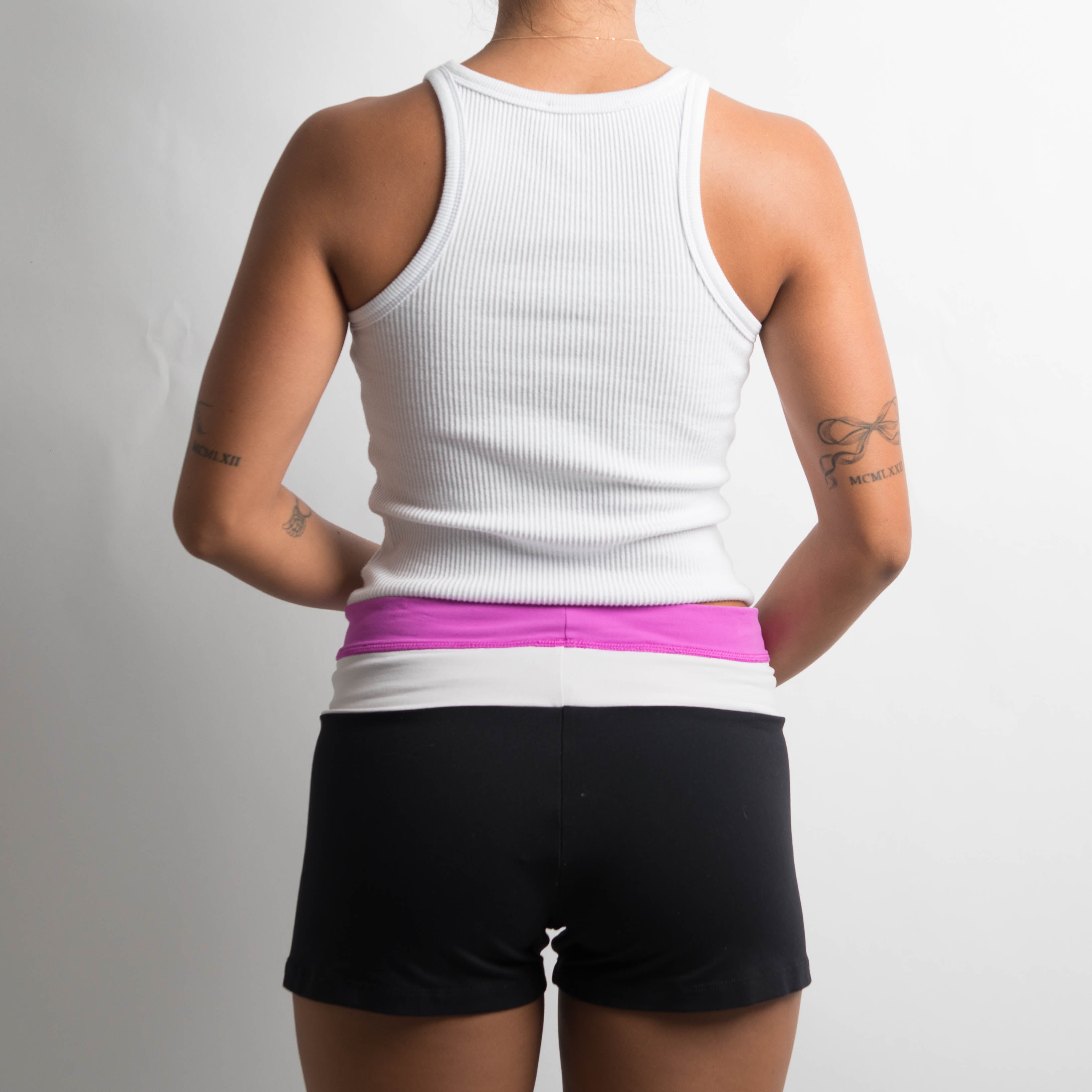 DRAWSTRING KICK SHORTS