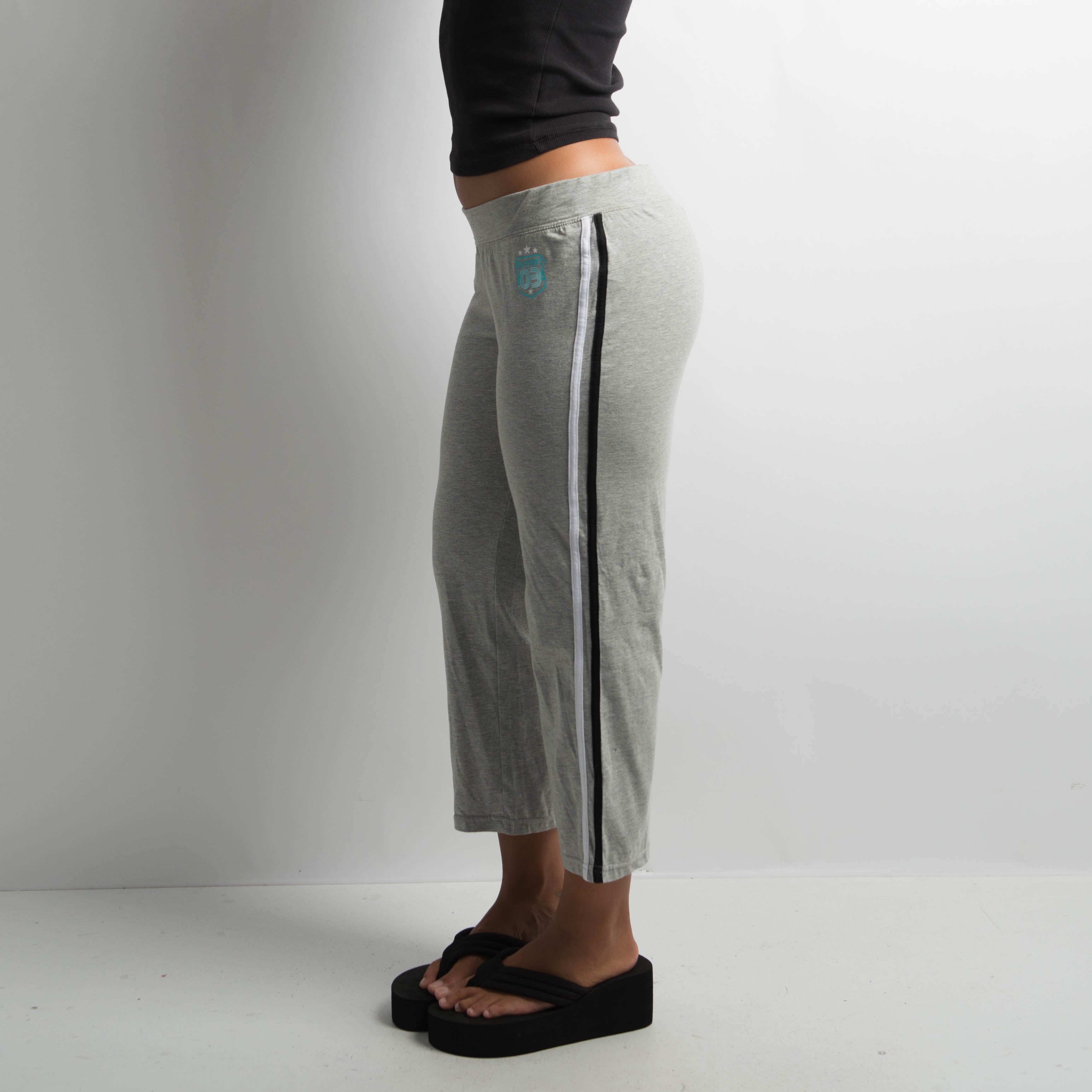 GREY CAPRI LOUNGE PANTS
