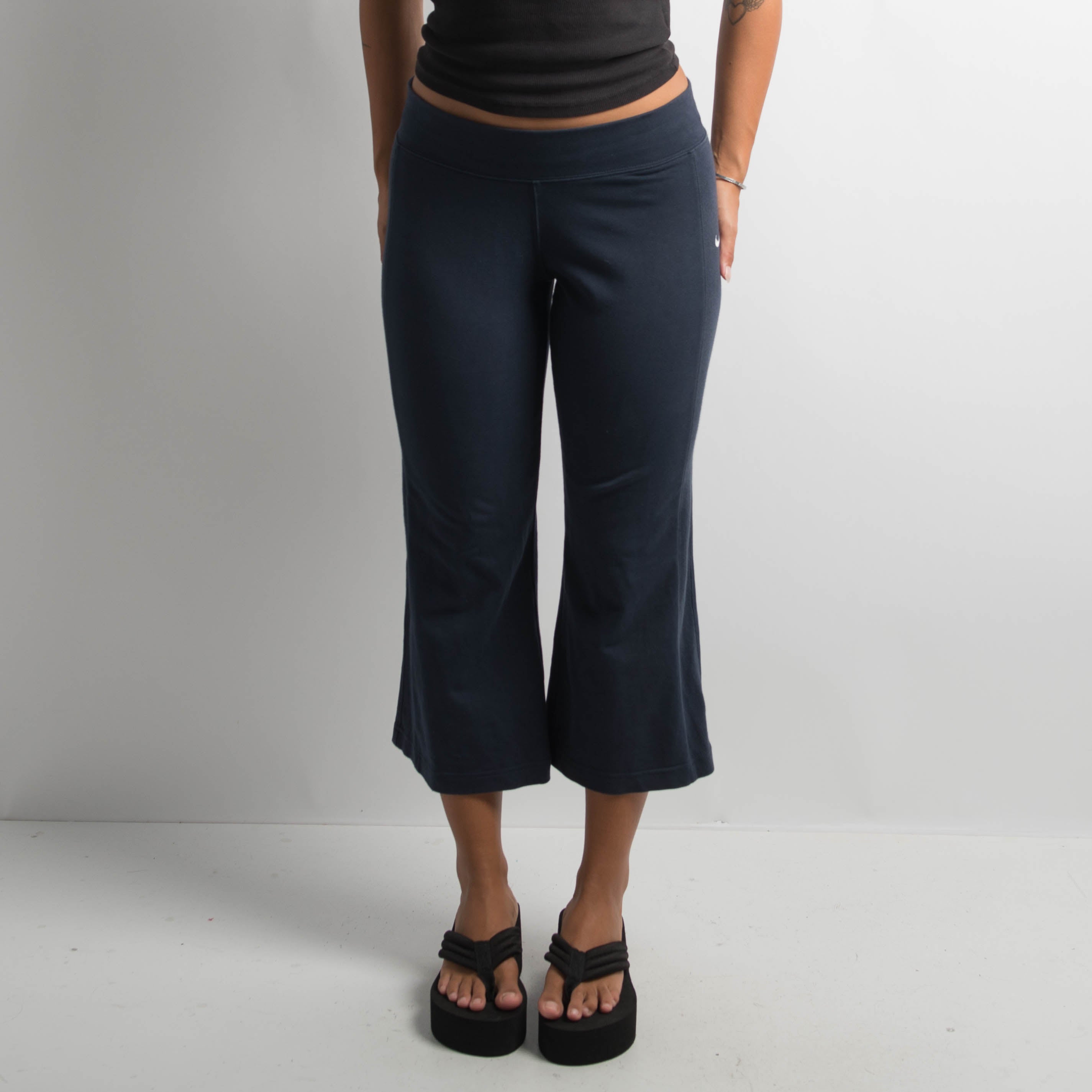 NAVY CROP KICK FLARE PANTS