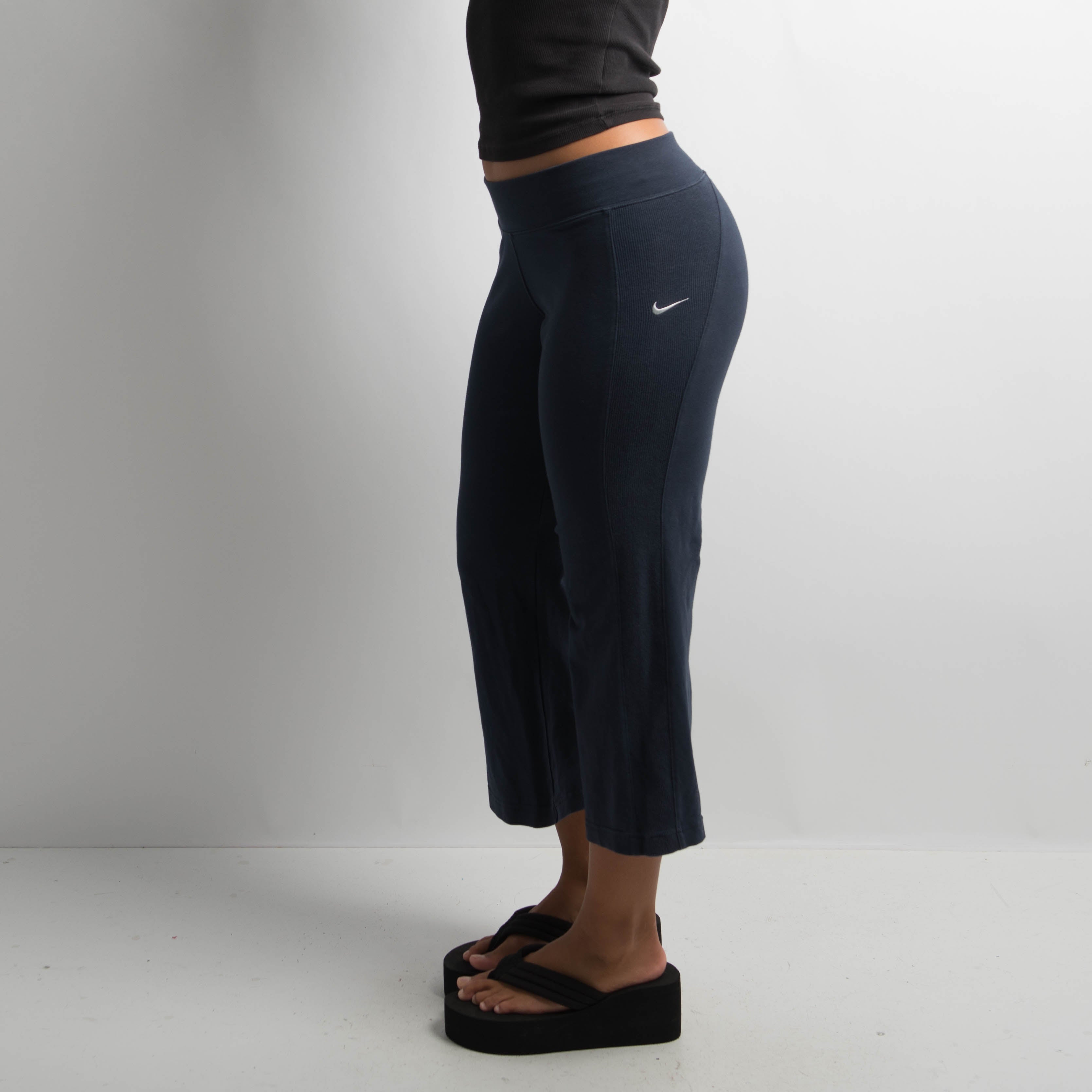 NAVY CROP KICK FLARE PANTS