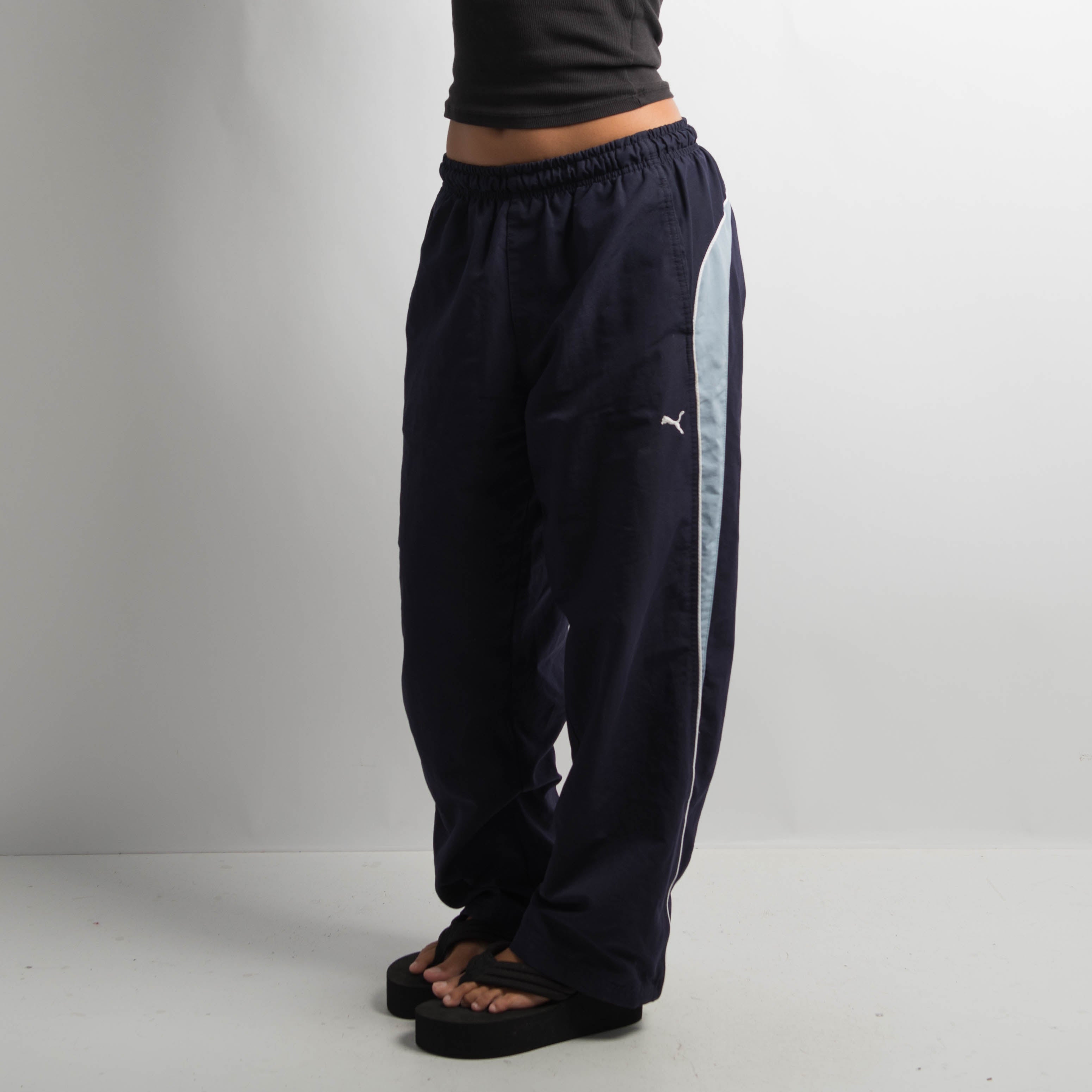 NAVY PUMA TRACKPANTS