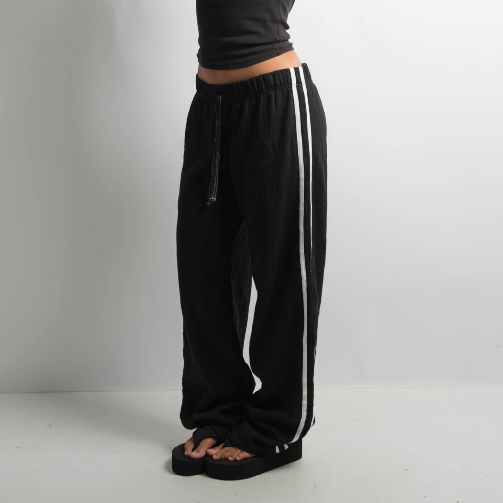BLACK FLEECE SWEATPANTS