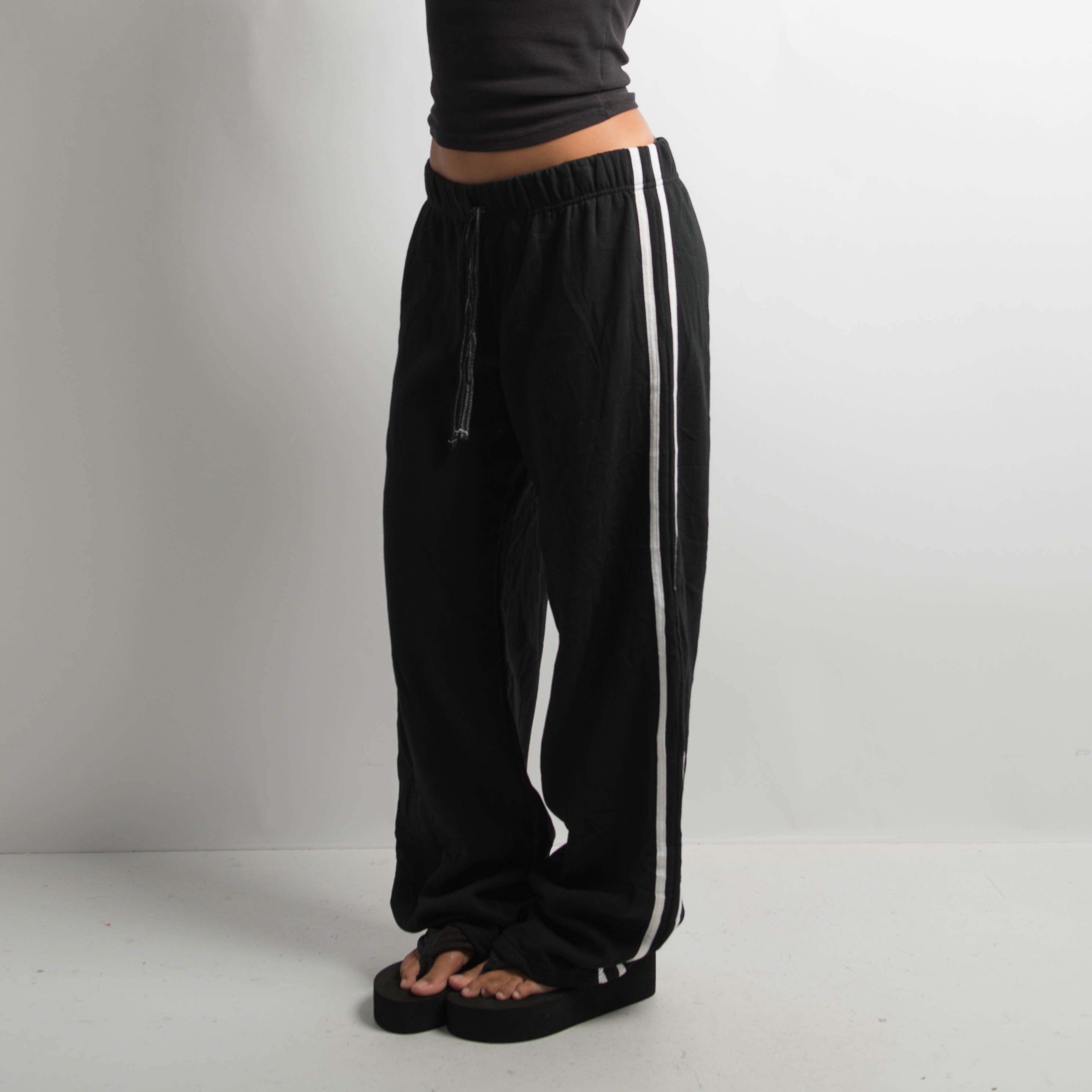 BLACK FLEECE SWEATPANTS