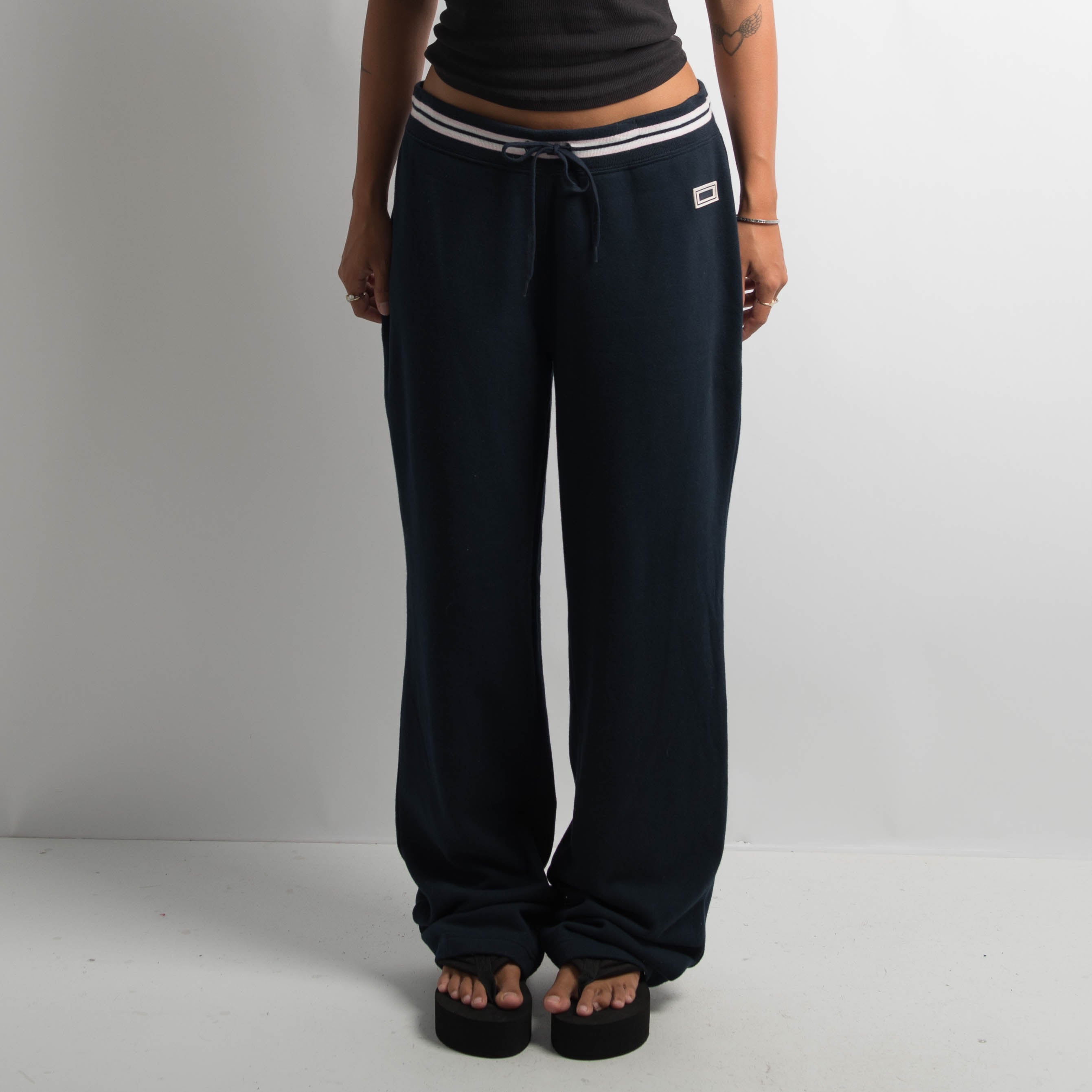 DARK NAVY SWEATPANTS