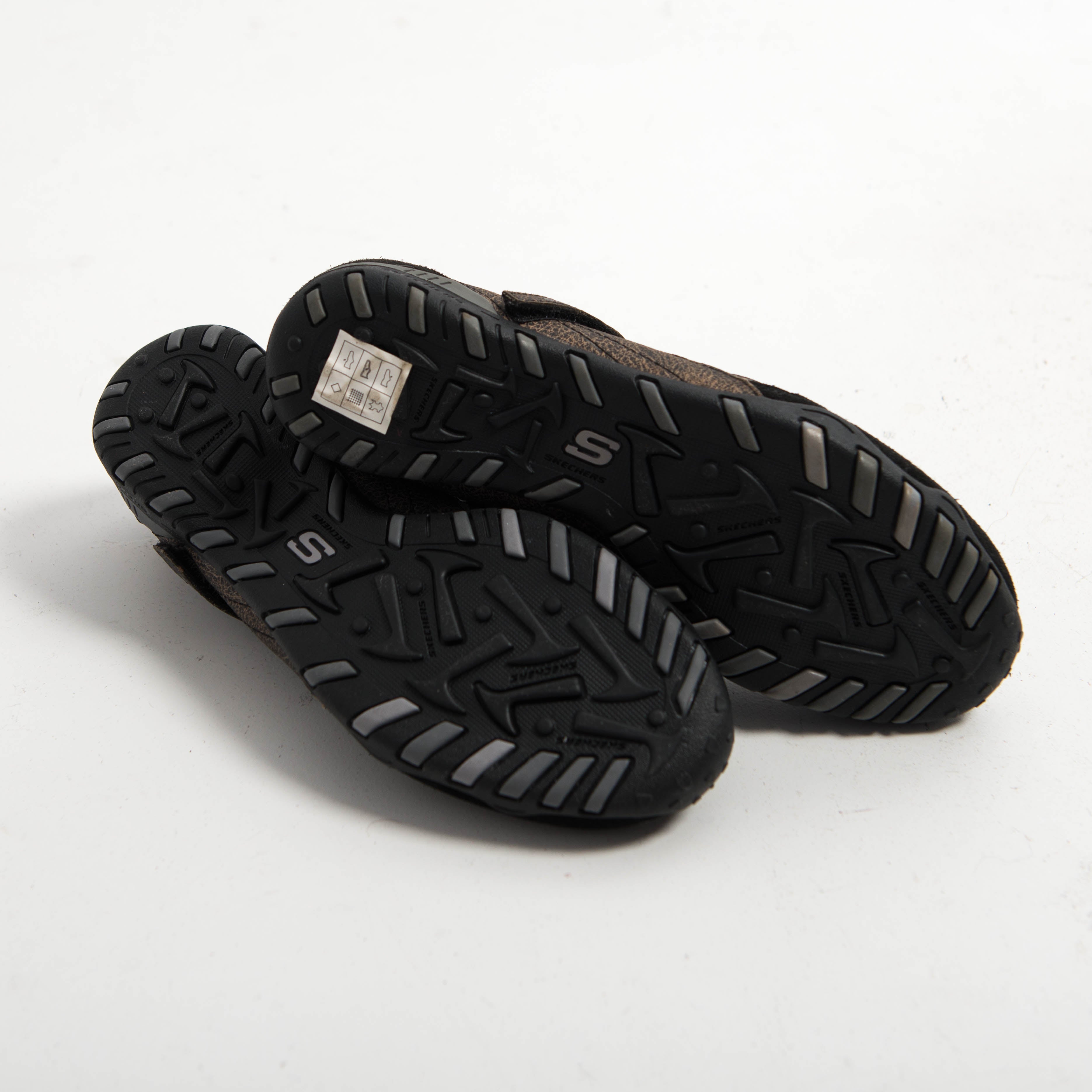 TEXTURED LEATHER MARY JANE FLATS