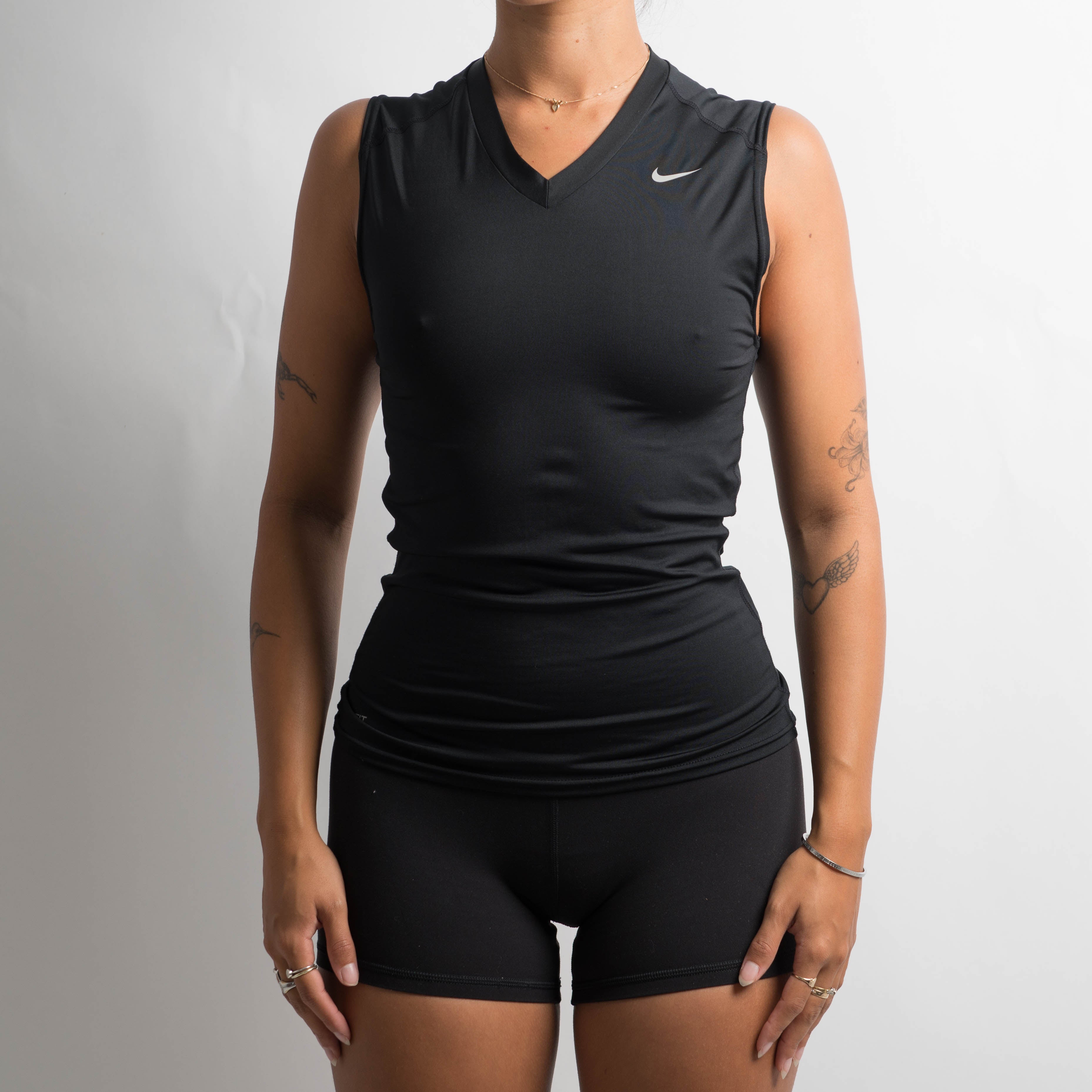 BLACK NIKE ACTIVEWEAR TOP