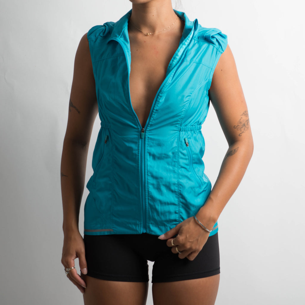 BLUE HOODED SPRAY VEST