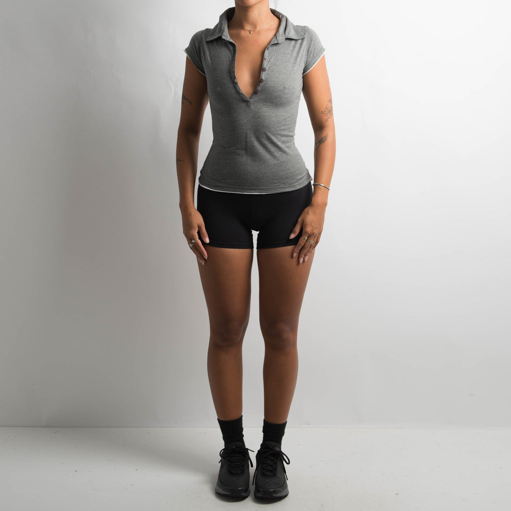 GREY FITTED POLO TOP