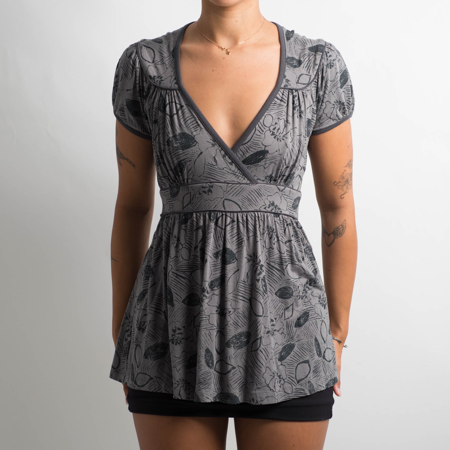GREY BABYDOLL TOP