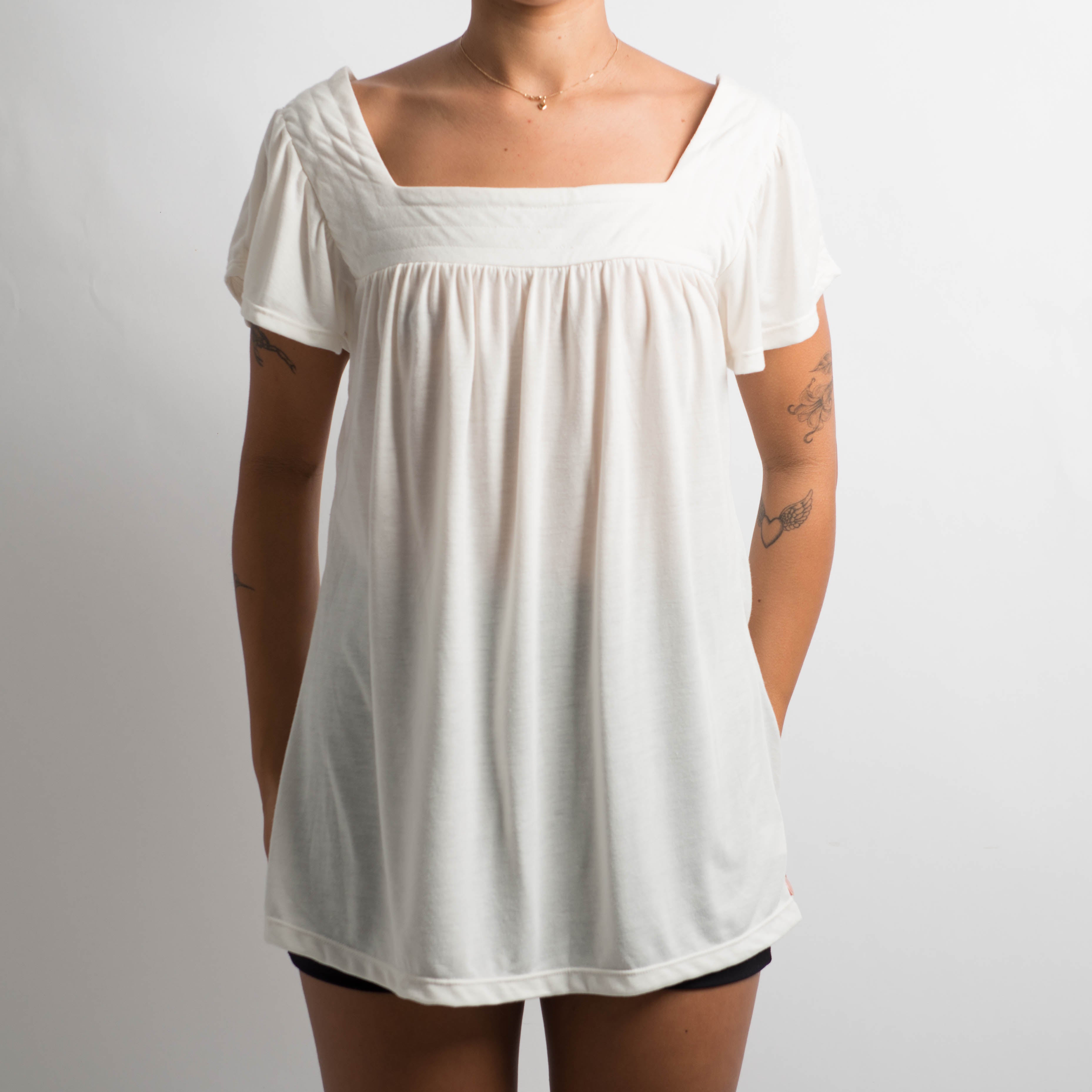 WHITE LOOSE FIT BABYDOLL TOP