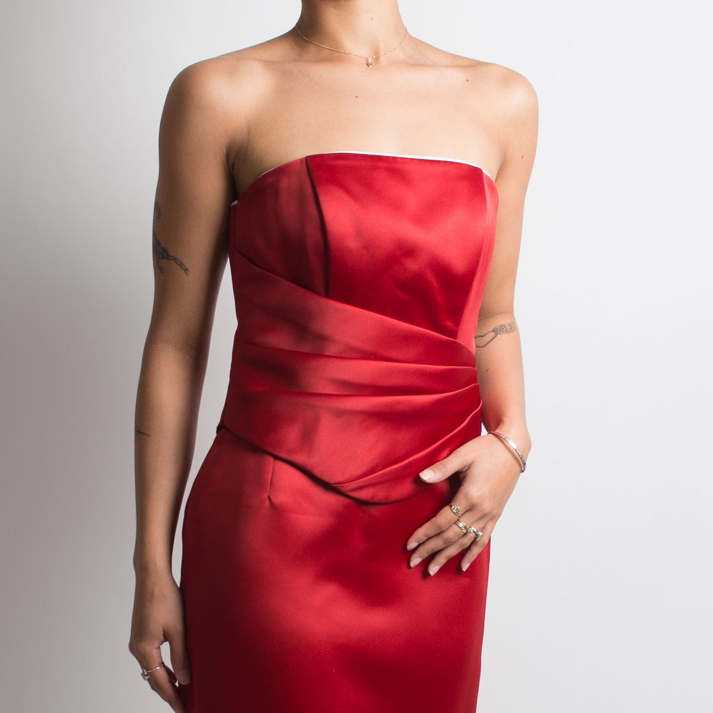 RED 2 PIECE GOWN