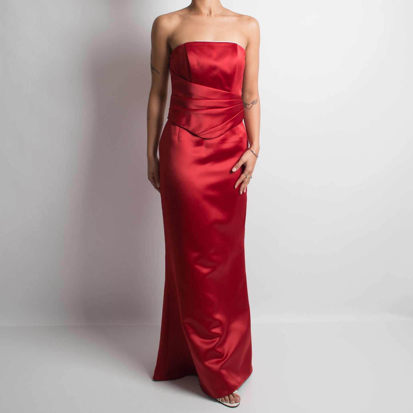 RED 2 PIECE GOWN