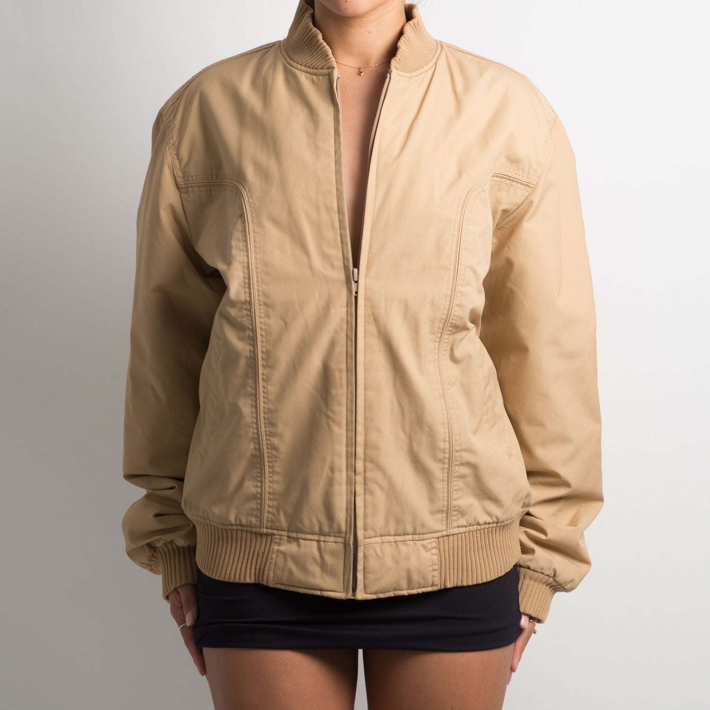 BEIGE PUFFER BOMBER JACKET