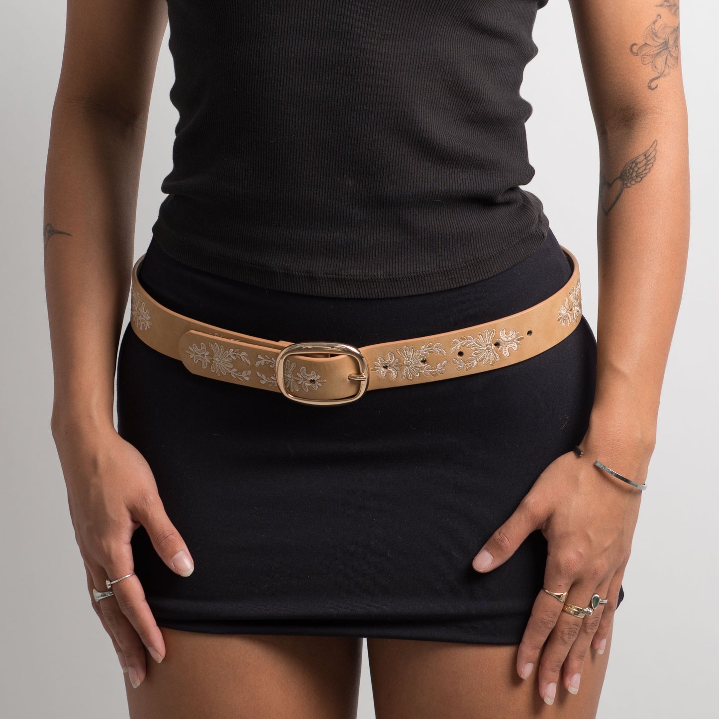 TAN EMBROIDERED BELT