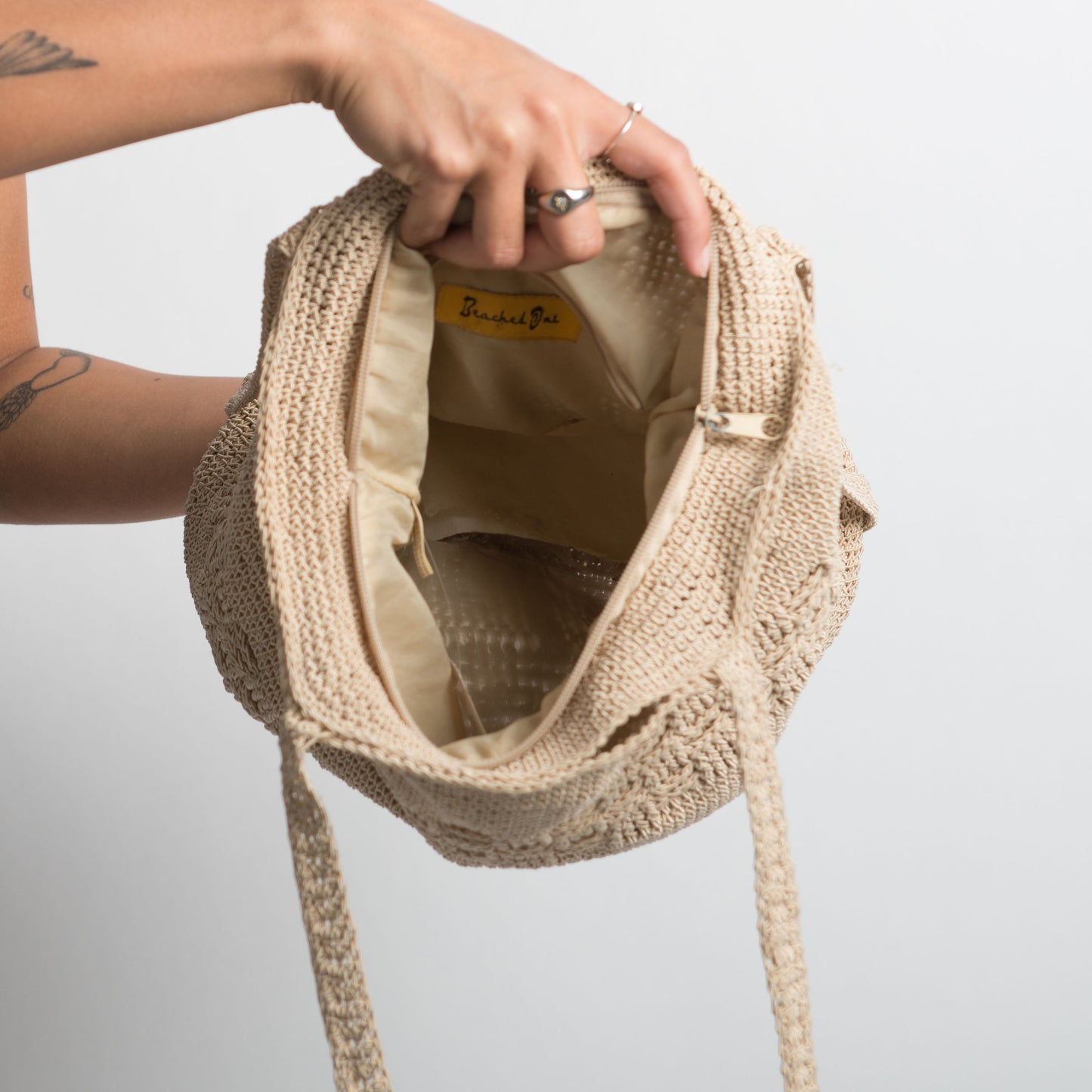 BEIGE CROCHET BAG