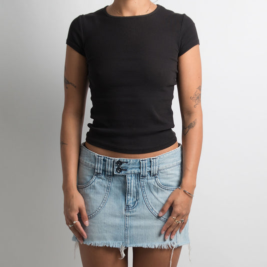 LIGHT WASH DENIM MINI SKIRT