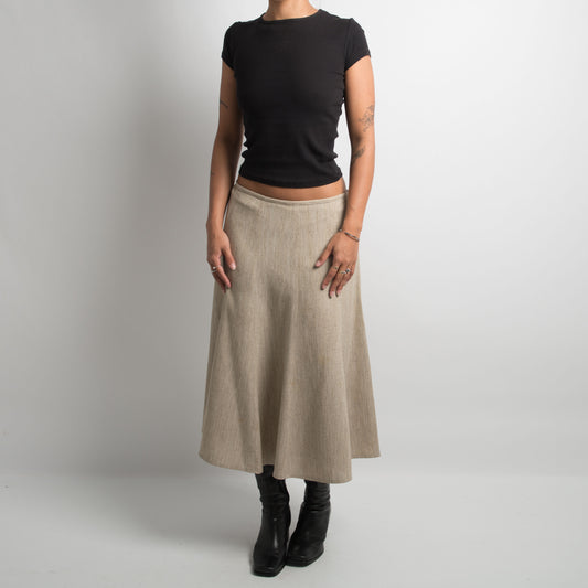 BEIGE TEXTURED MIDI SKIRT