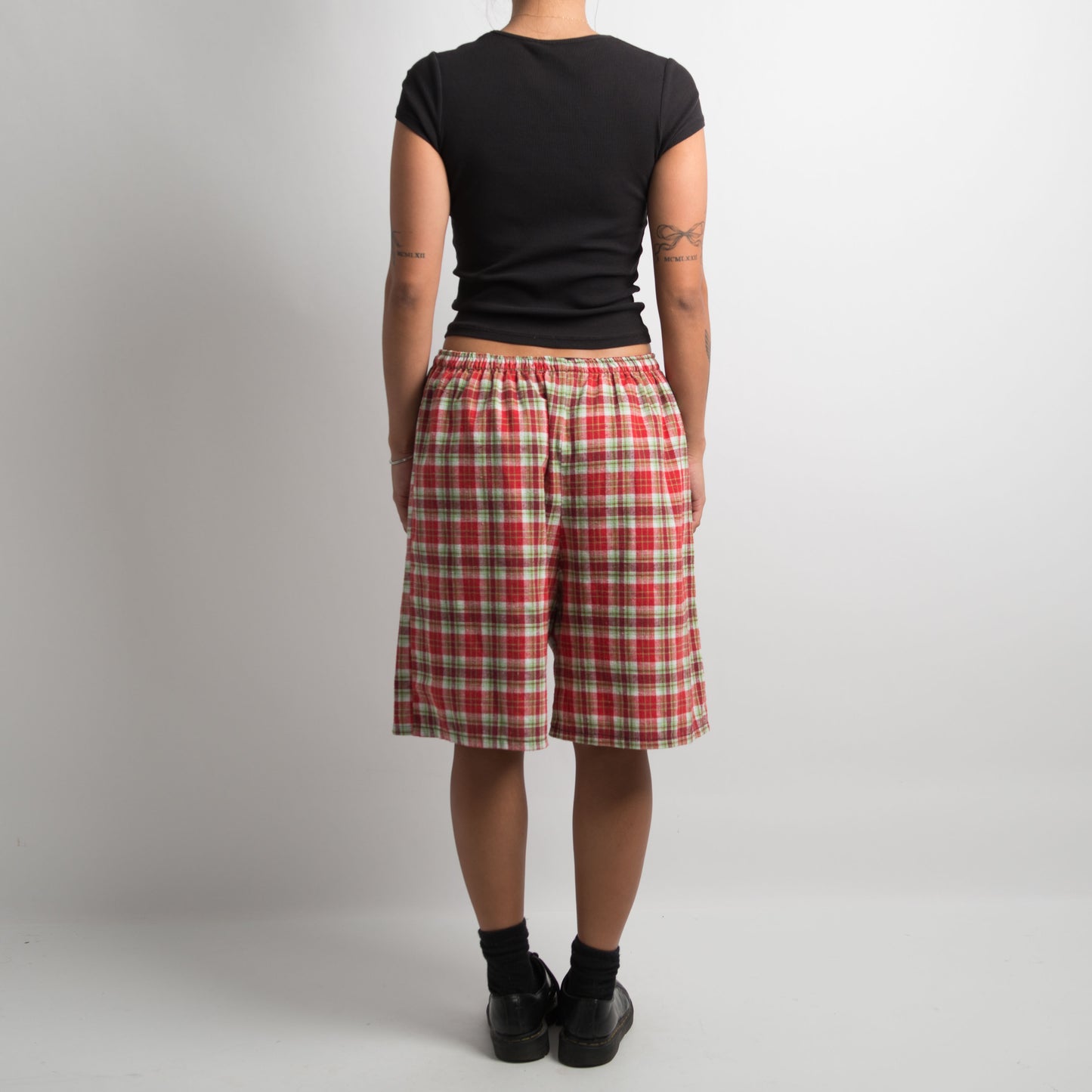 PLAID LONGLINE SHORTS