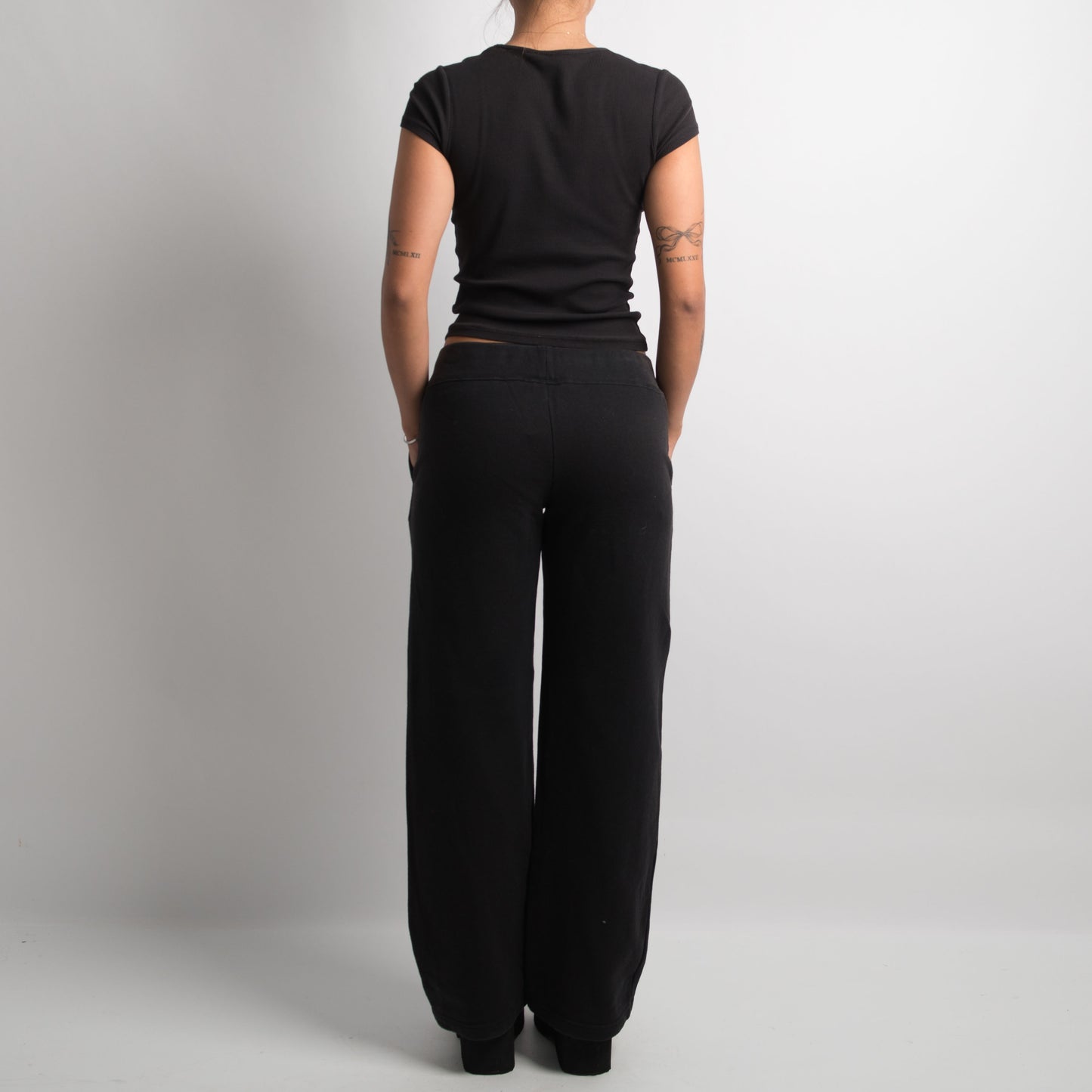 BLACK FLEECE SWEATPANTS