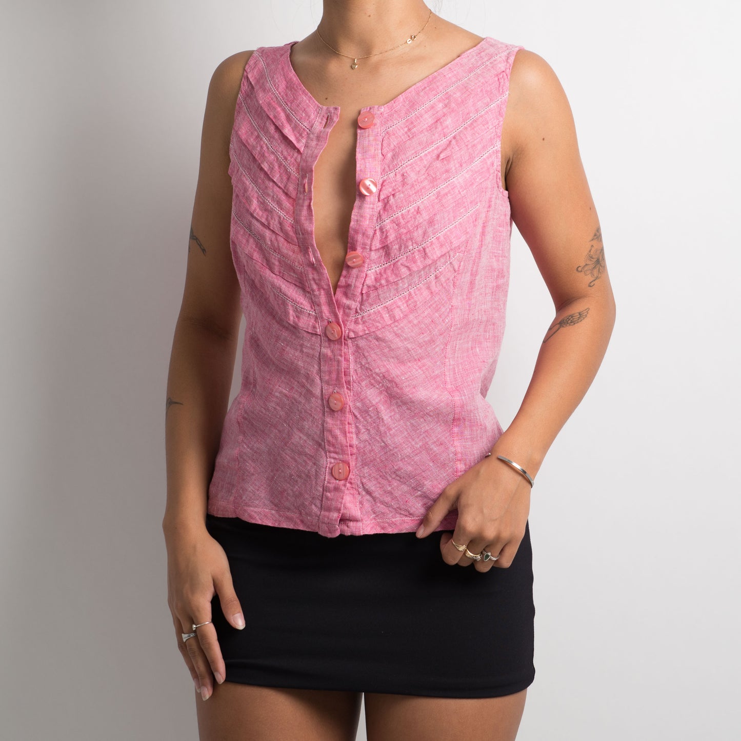 PINK BUTTON UP SLEEVELESS TOP