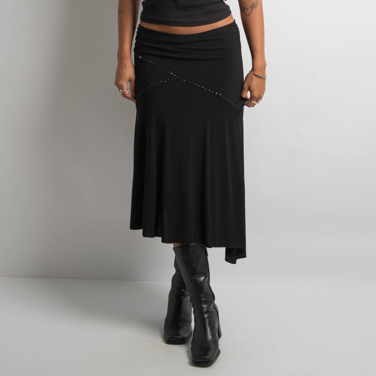 BLACK ASYMMETRIC BEADED SKIRT