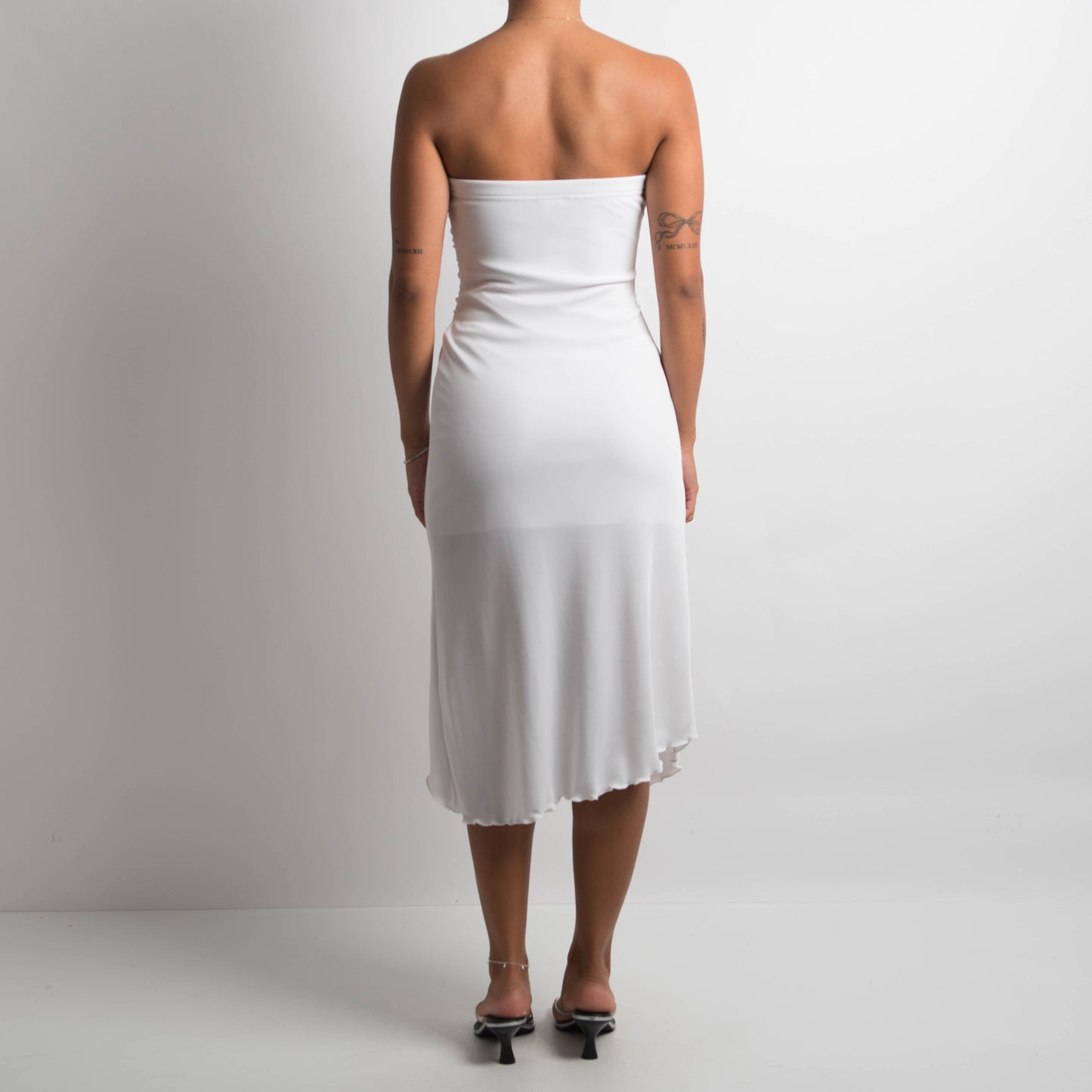 WHITE STRAPLESS MIDI DRESS