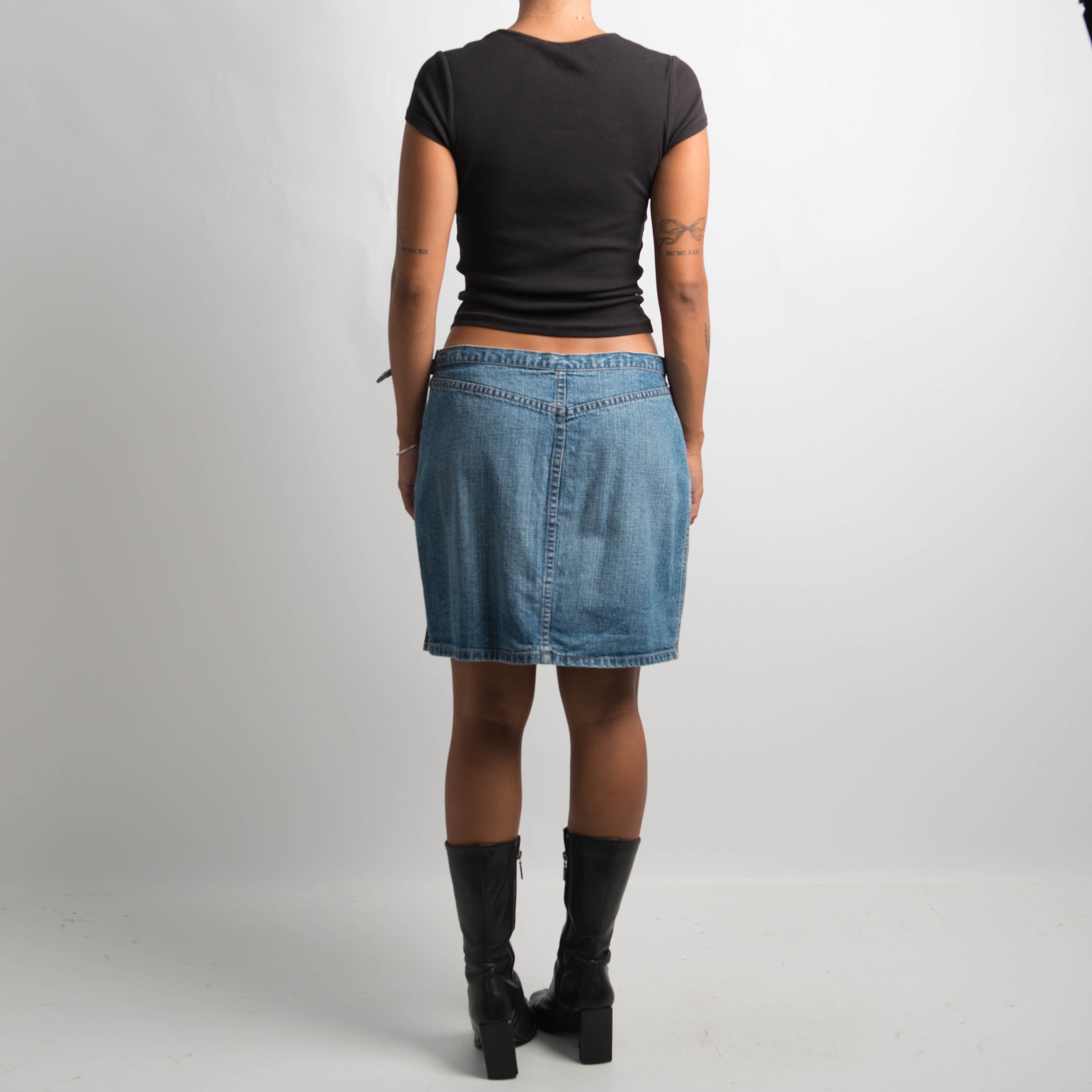 WRAP PLEATED DENIM SKIRT