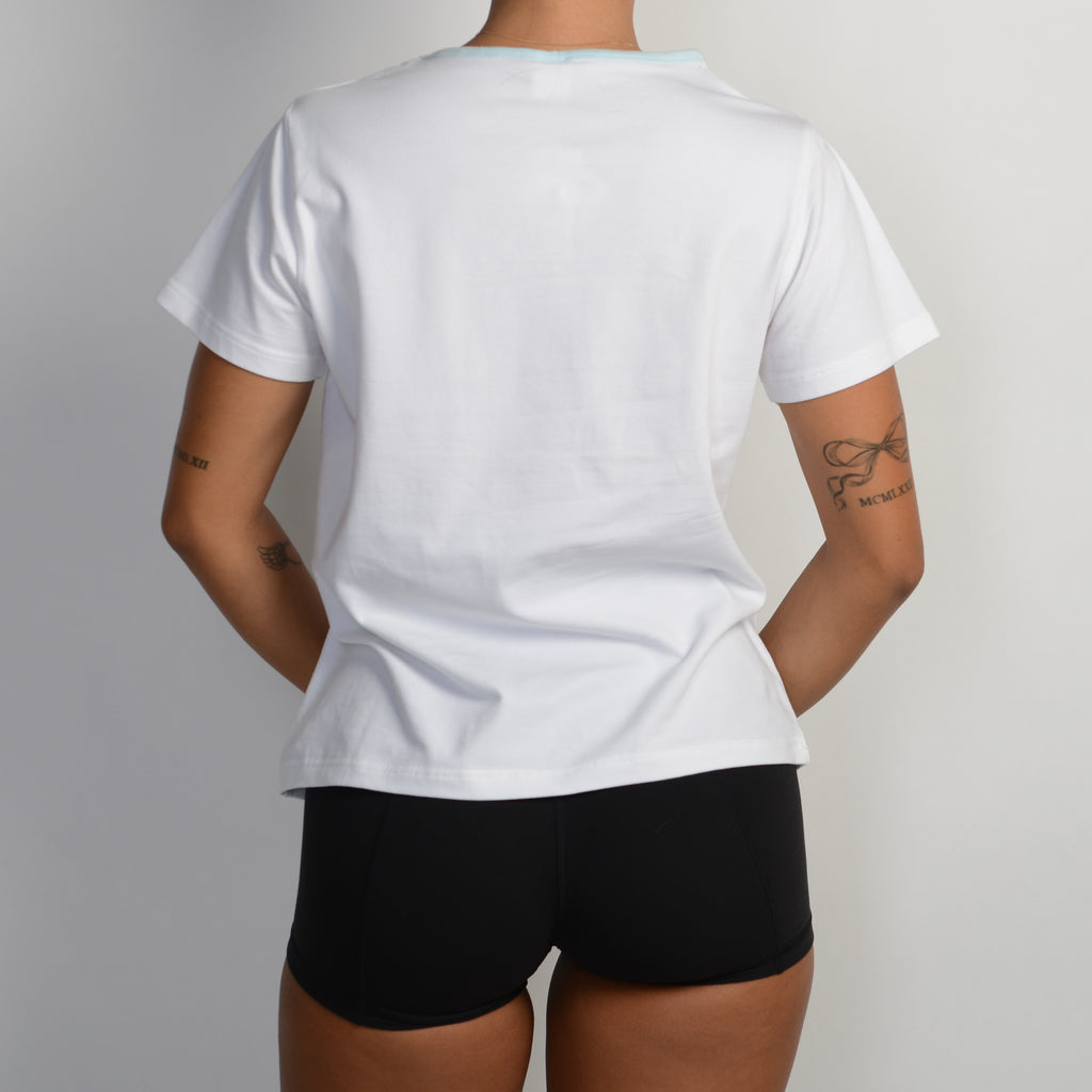 WHITE GRAPHIC TEE