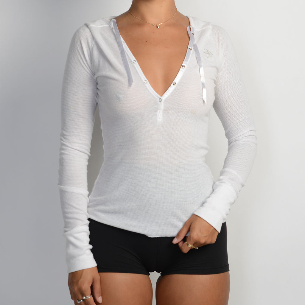 WHITE LONG SLEEVE TOP
