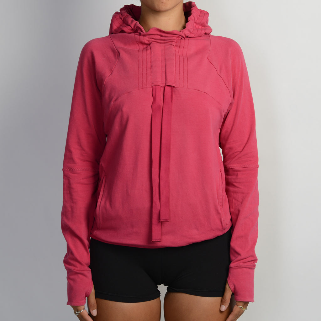 HOODED LONG SLEEVE TOP