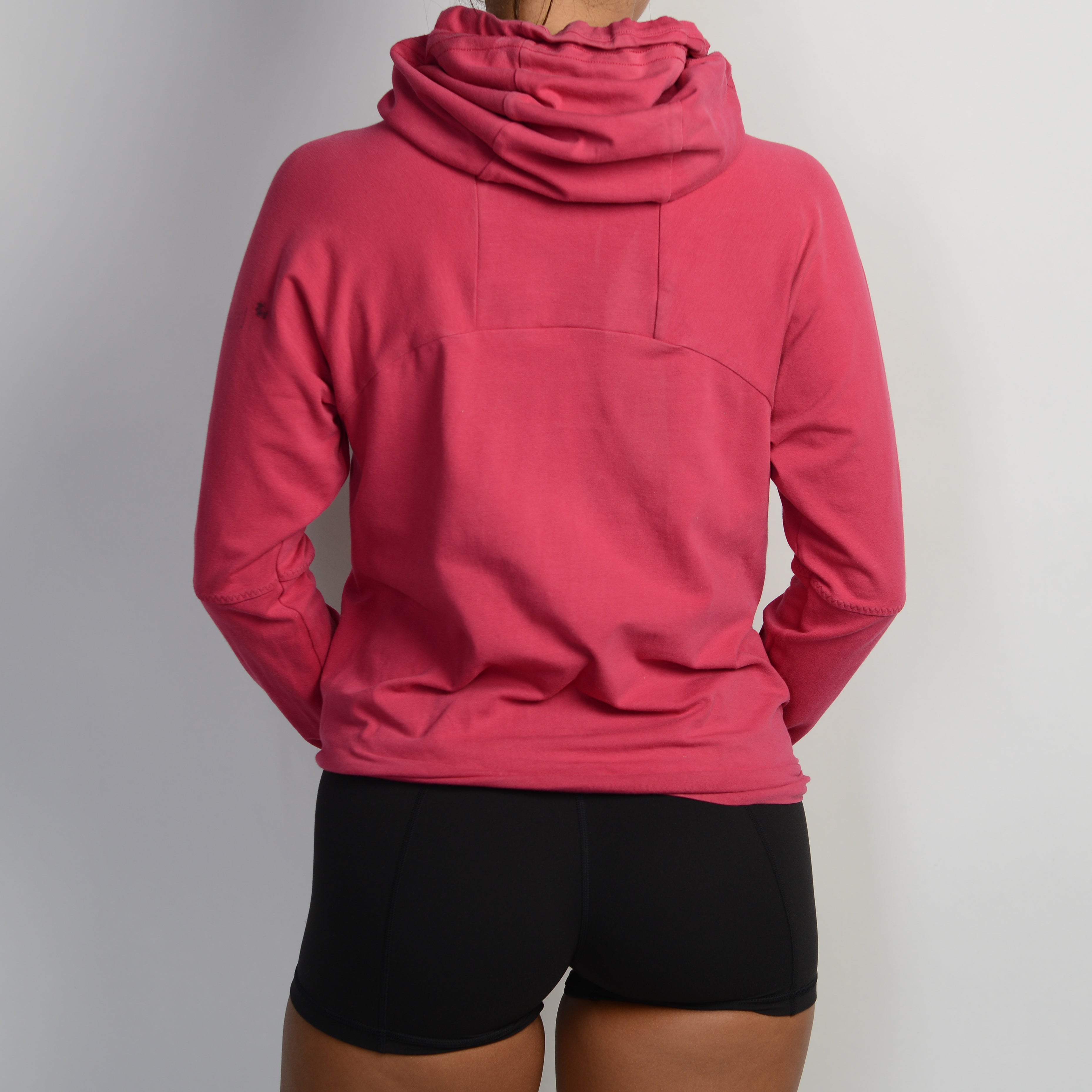 HOODED LONG SLEEVE TOP