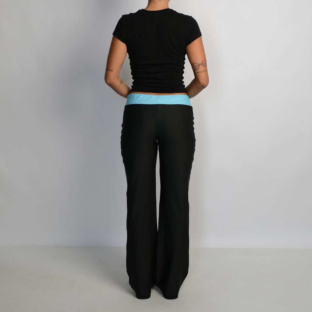 BLUE CONTRAST FLARE TIGHTS